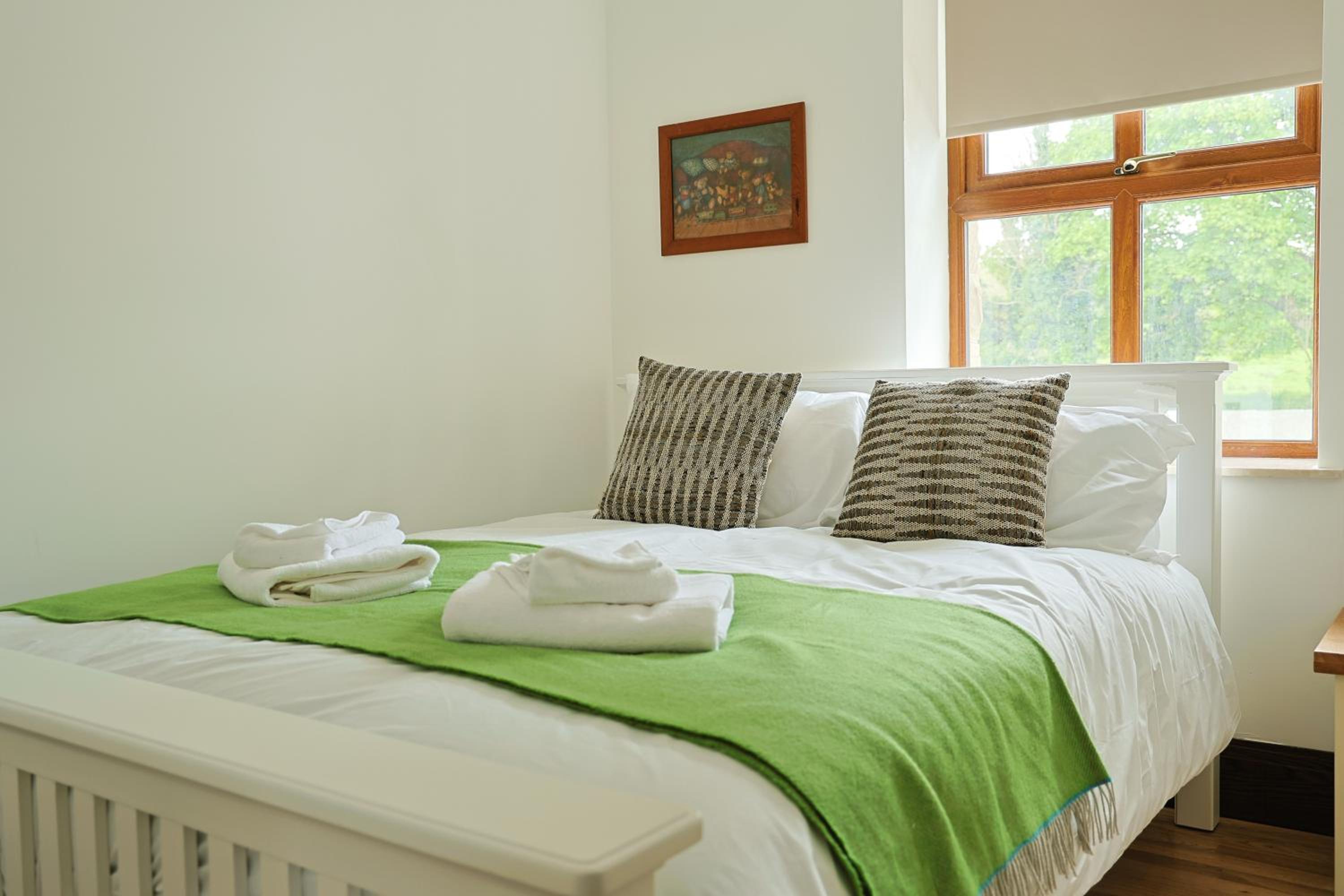 2BR Meadow View House close to Donegal Golf Club view 5