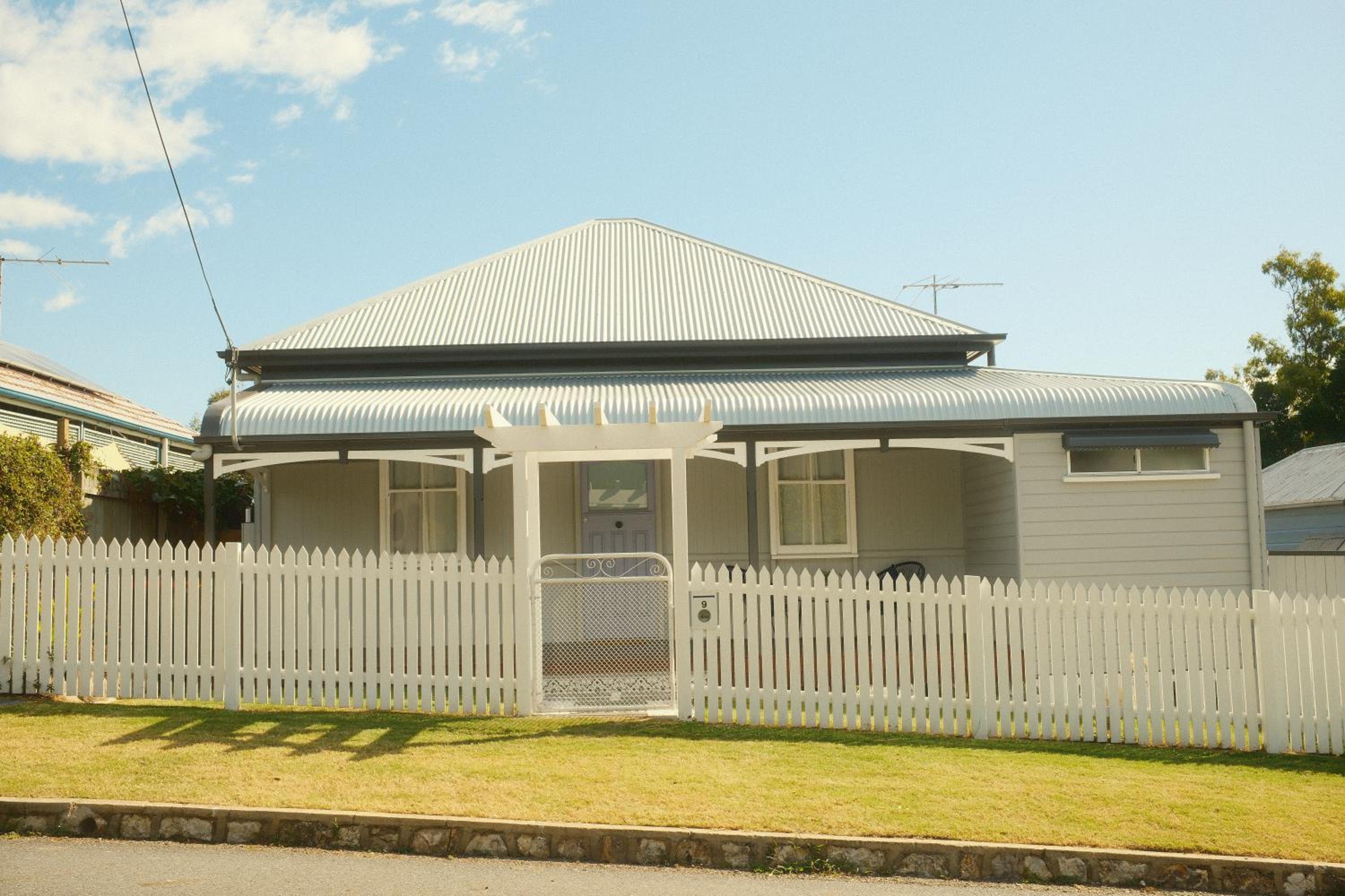 Urban Getaway Central Cottage