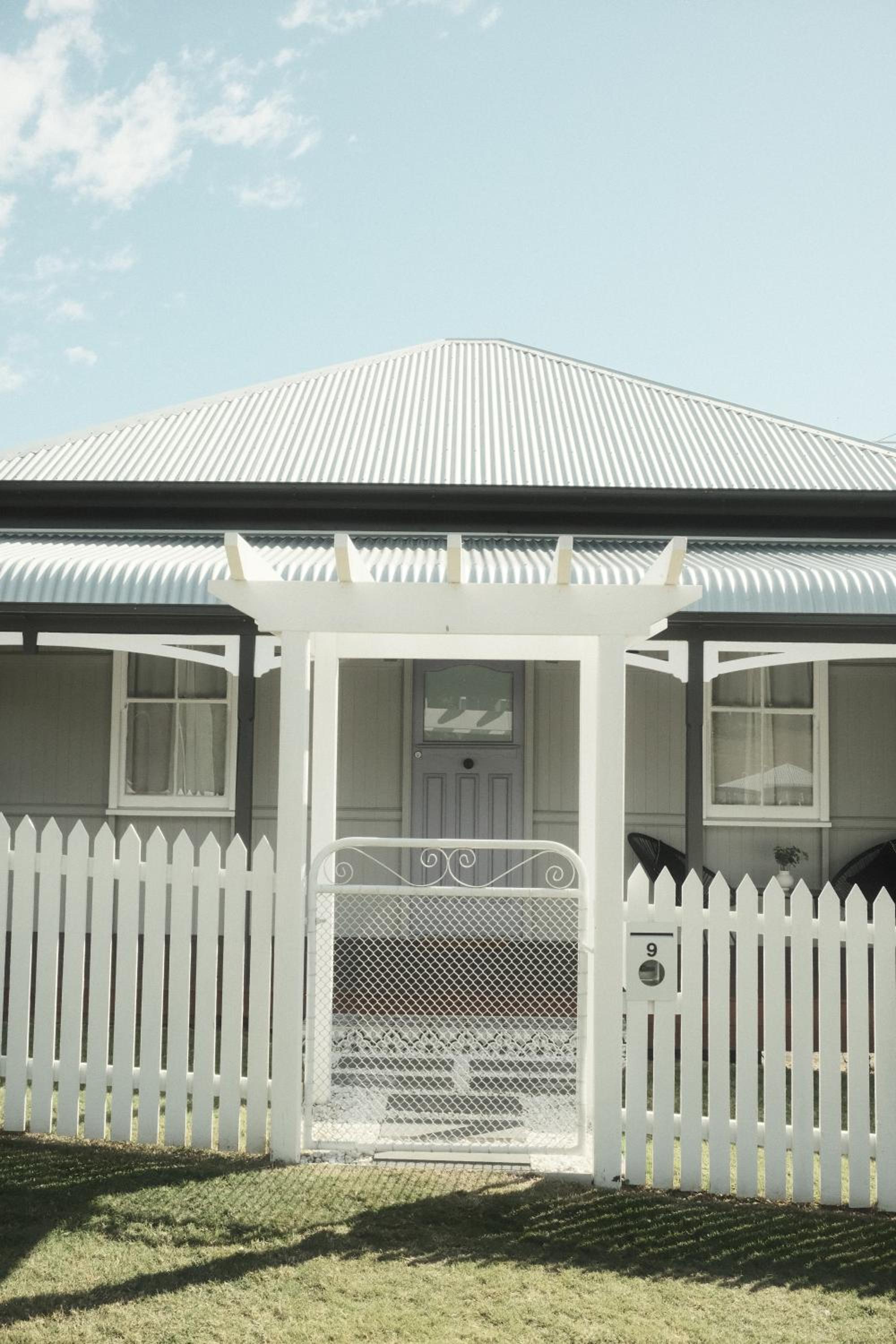 Urban Getaway Central Cottage