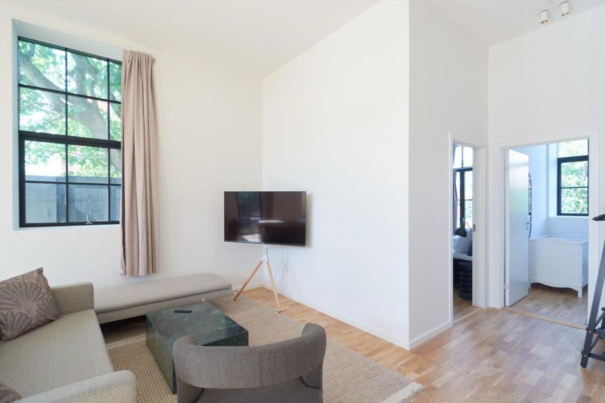 Cozy and Bright Apartments with Private Car Park