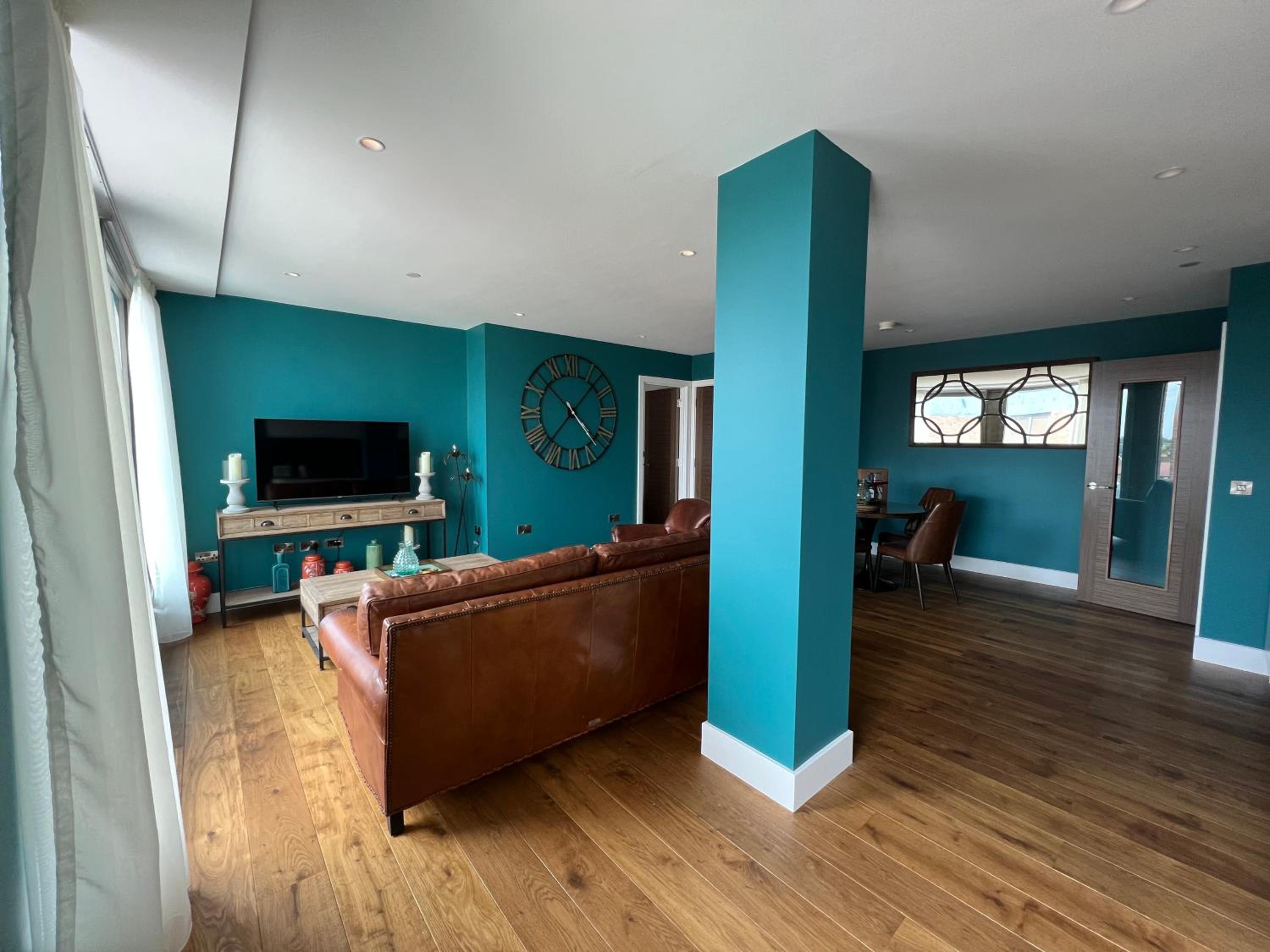 The Spitalfields Suite at Ryedale House view 4