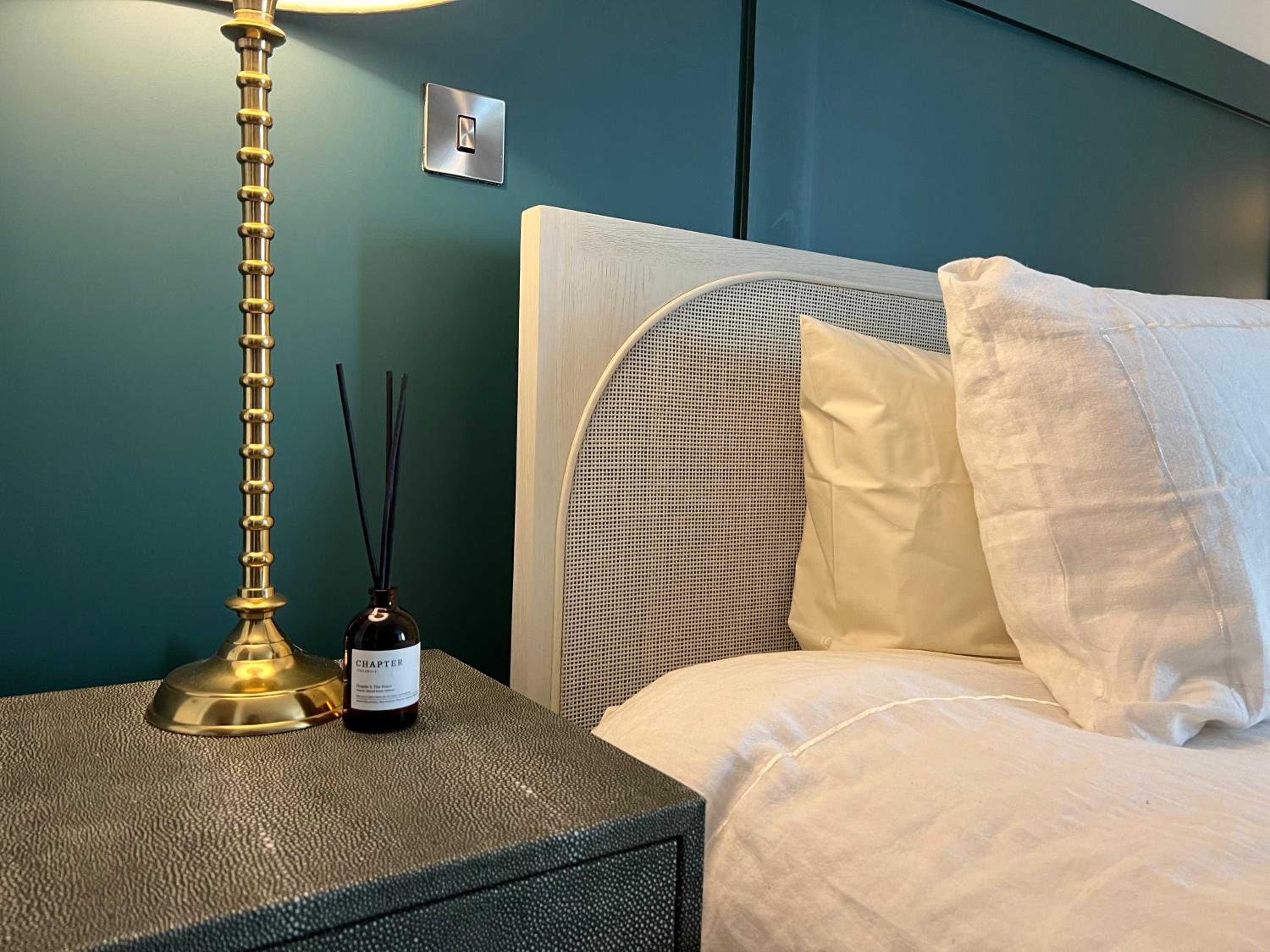 The Spitalfields Suite at Ryedale House view 5