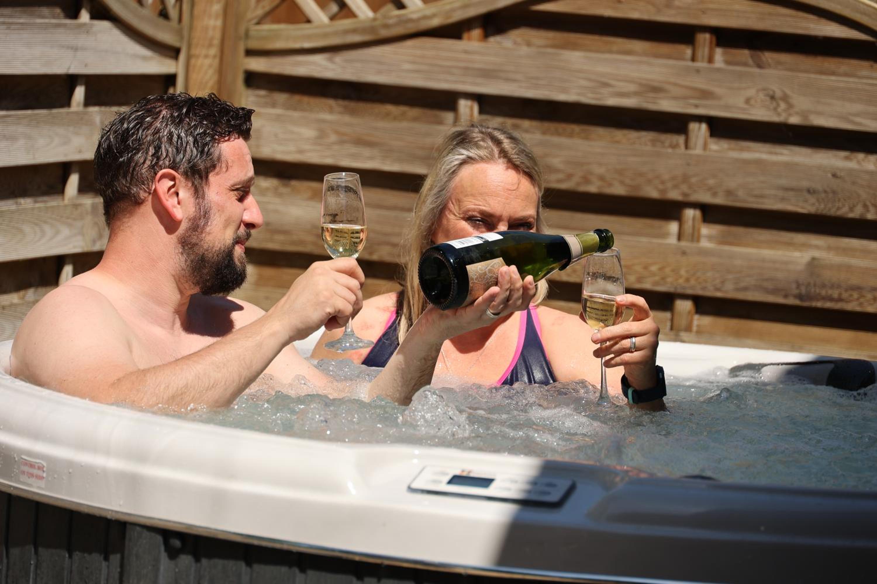 Telford Vacations - Badger's Wood at Hoo Farm - Property Image 4