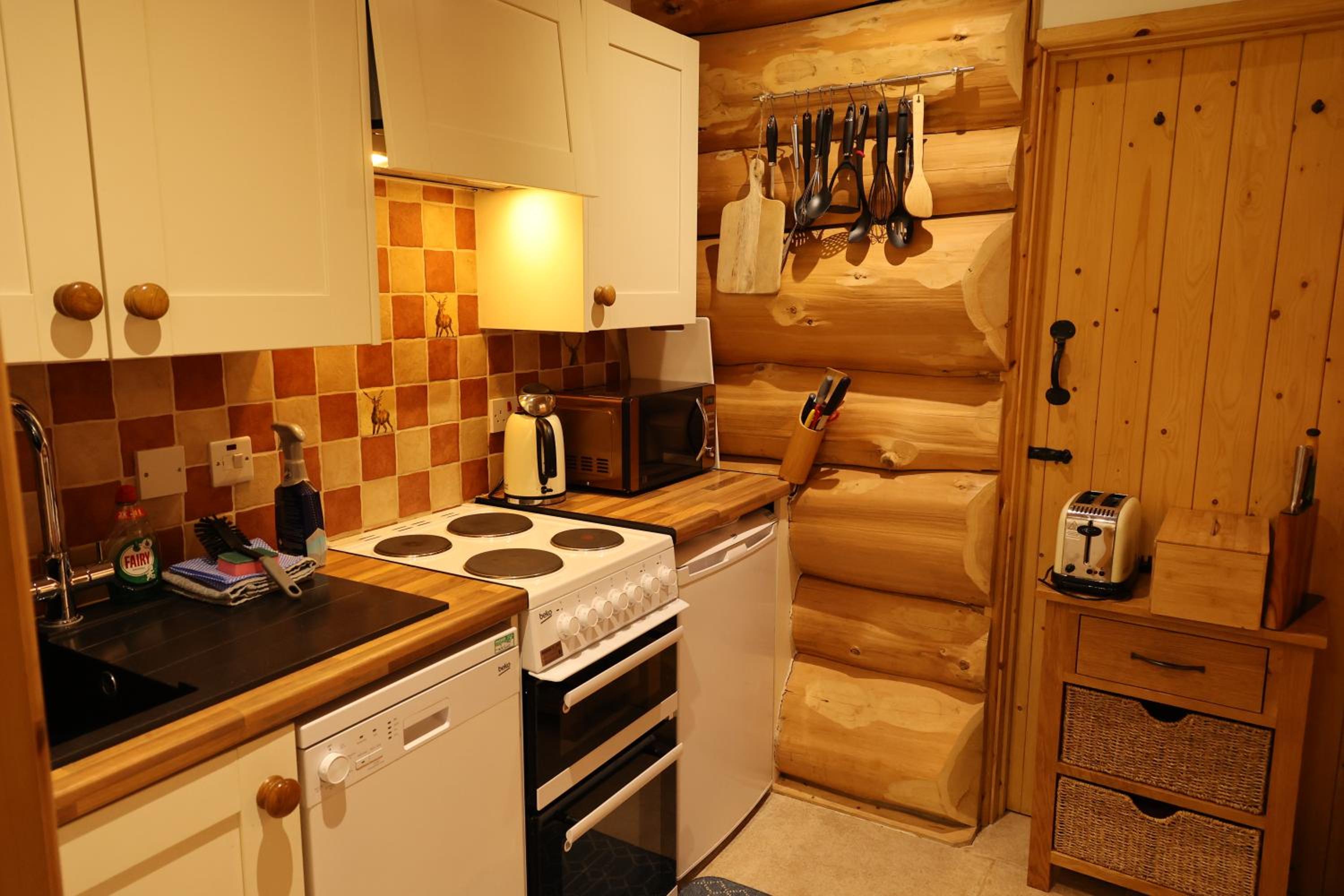 Telford Vacations - Badger's Wood at Hoo Farm - Property Image 14