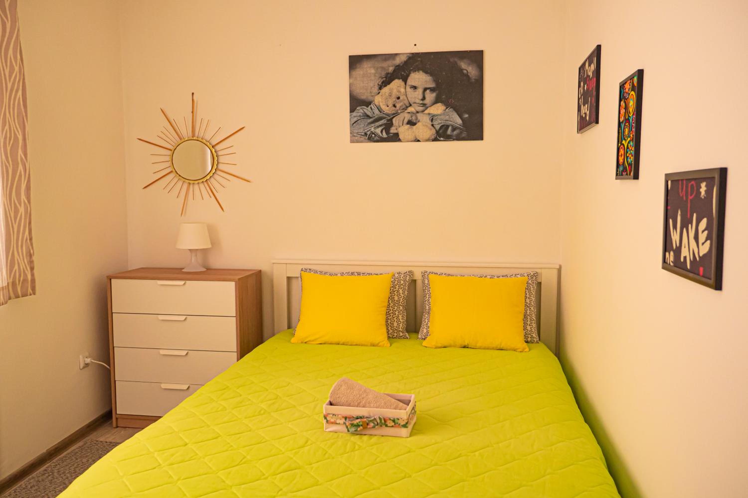 Cozy 1-bedroom apartment 5 min from the beach