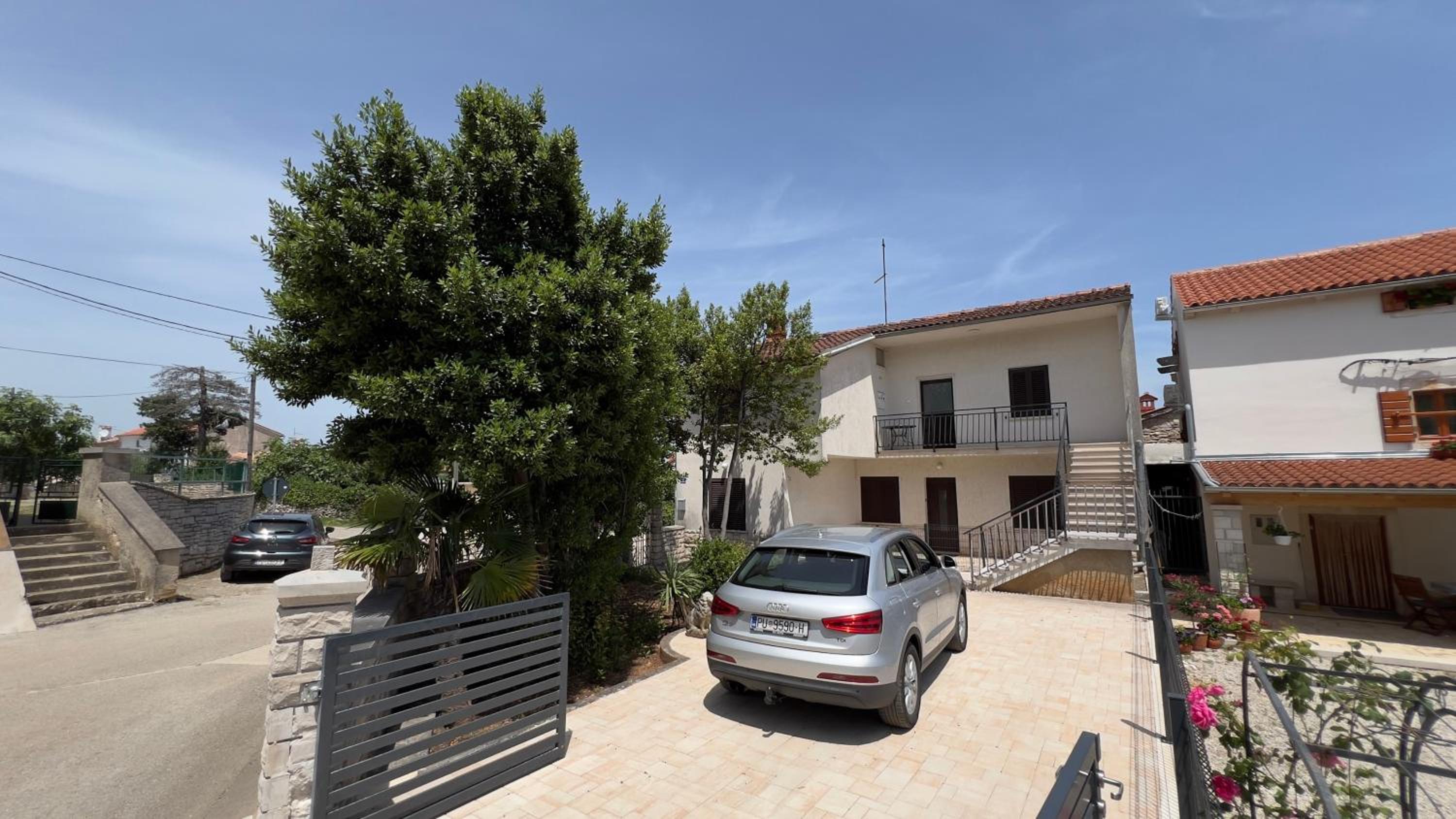 Holiday Apartment Venera view 4