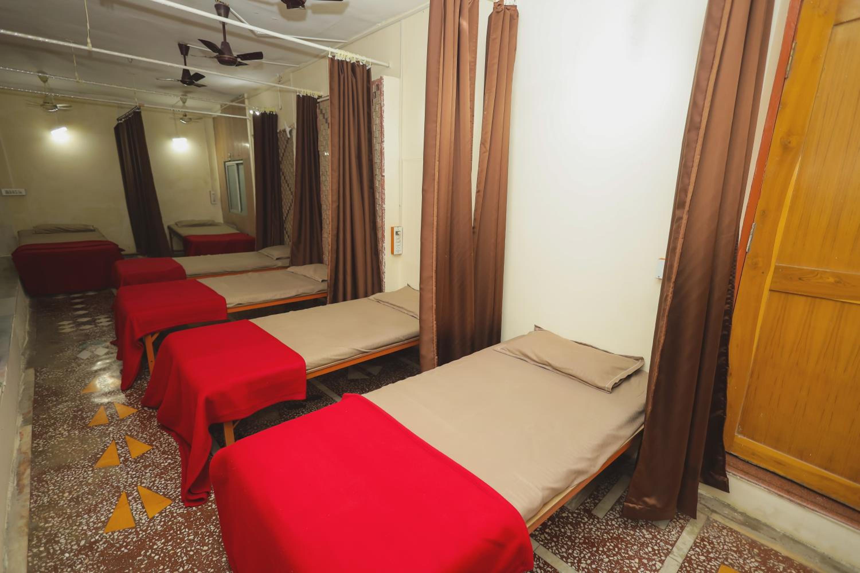 Hotel somnaath
