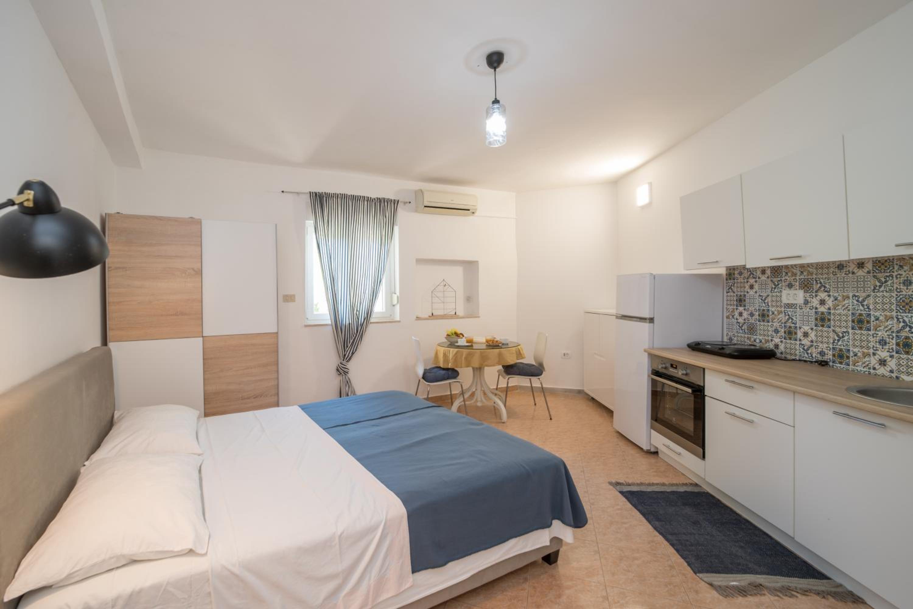 OliveUm Apartments
