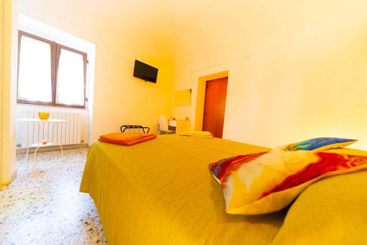 B&B Rocca Ventosa en Tollo — hotel room