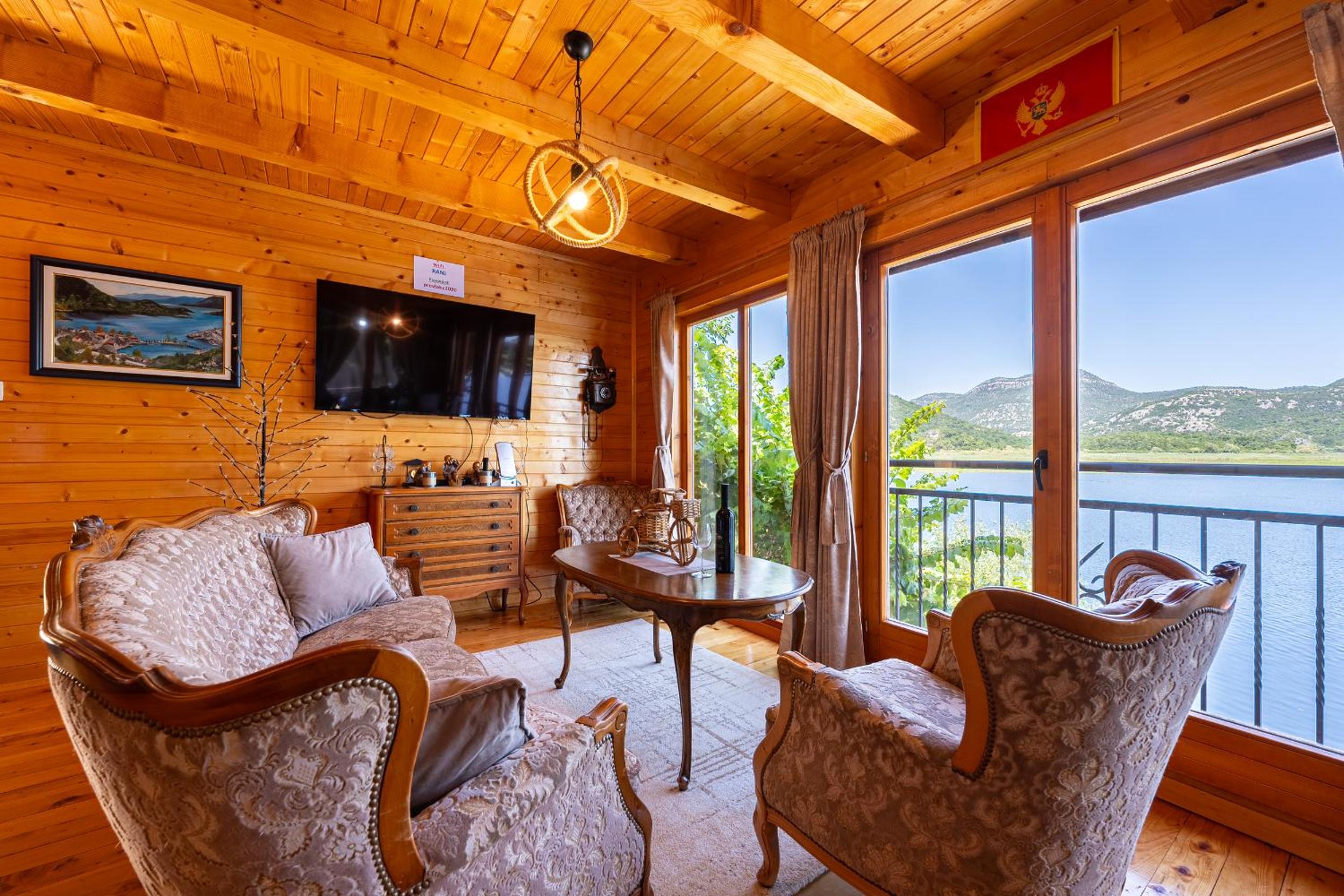 Villas Katarina Skadar Lake view 4