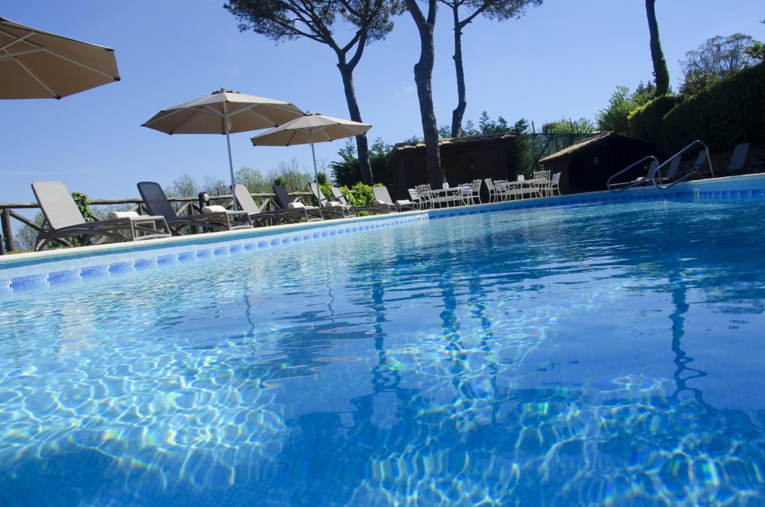 AMORE RENTALS - Villa Jasmine view 5