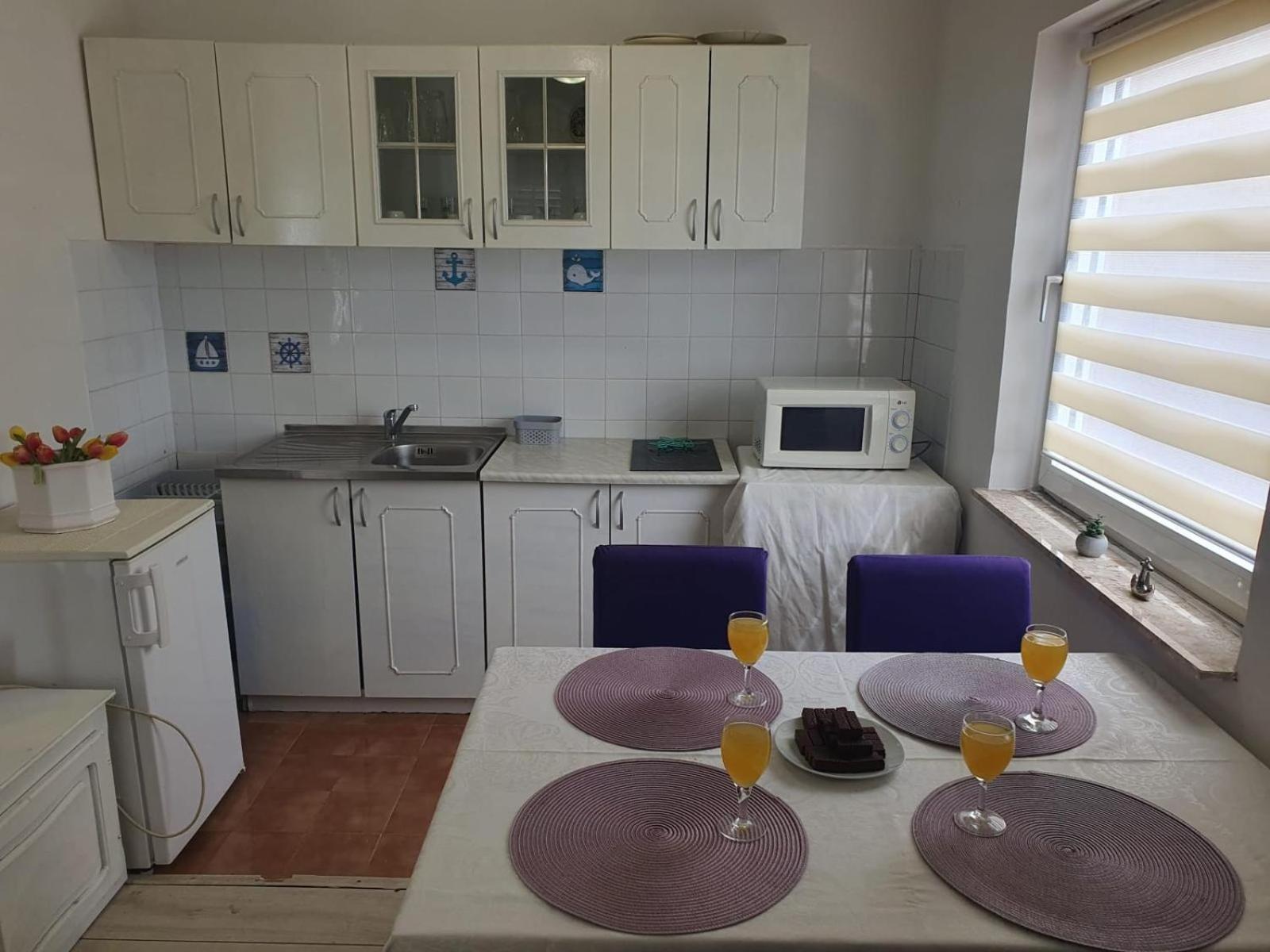 House Sanda by the beach - Pet Friendly view 3