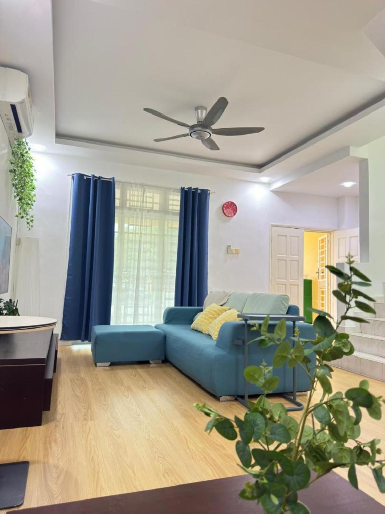 Mount Austin JB Homestay 3 beds Free 2-3 Car Parks