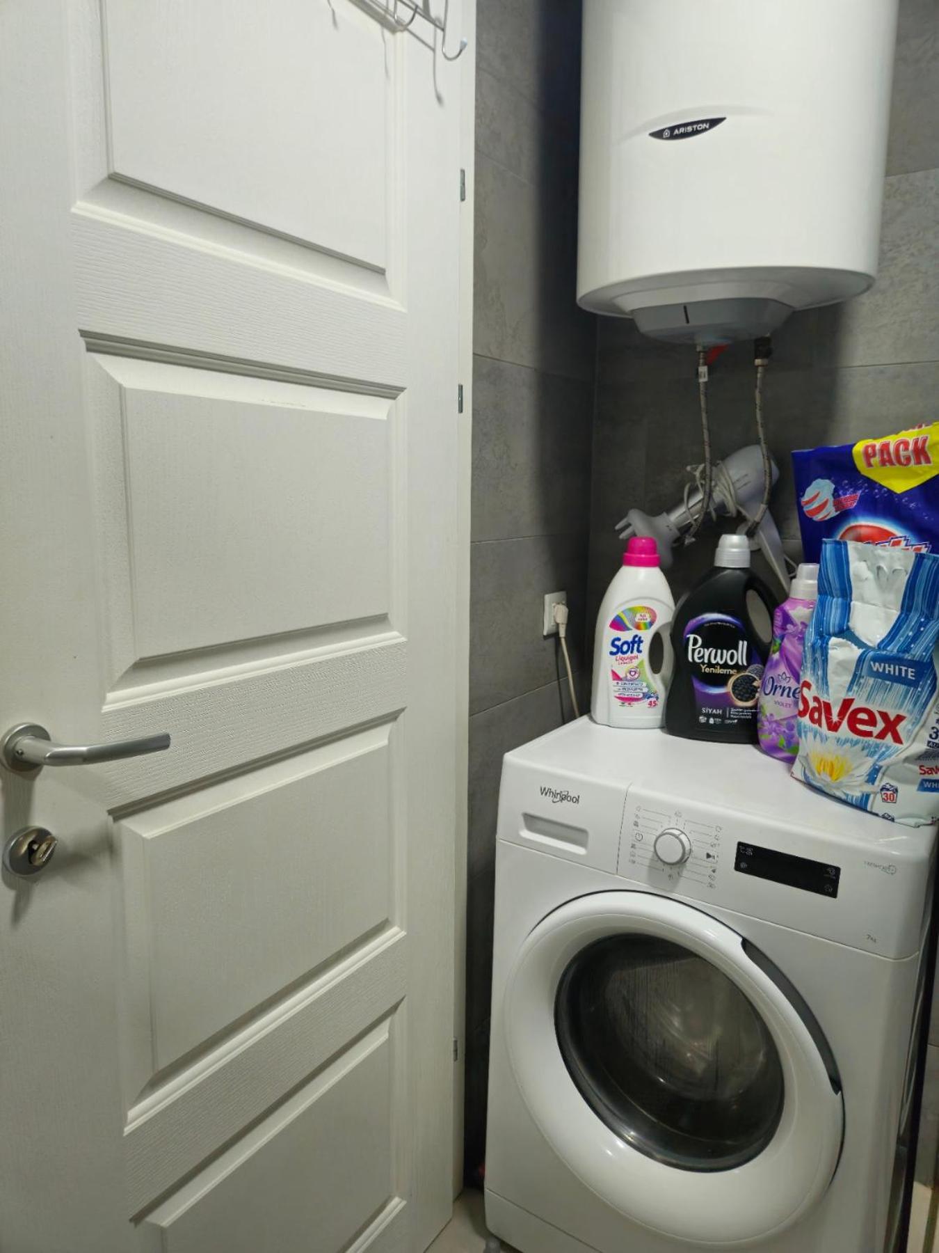 Photo 9