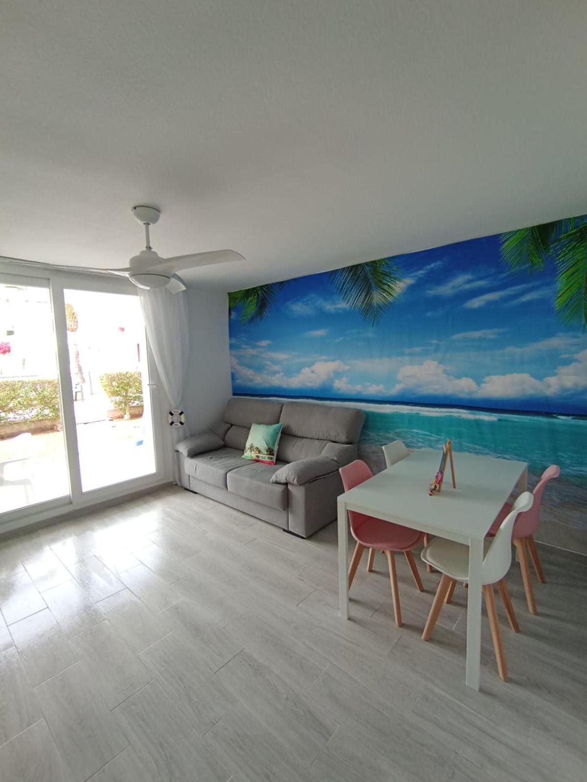 Apartamento enfrente la playa