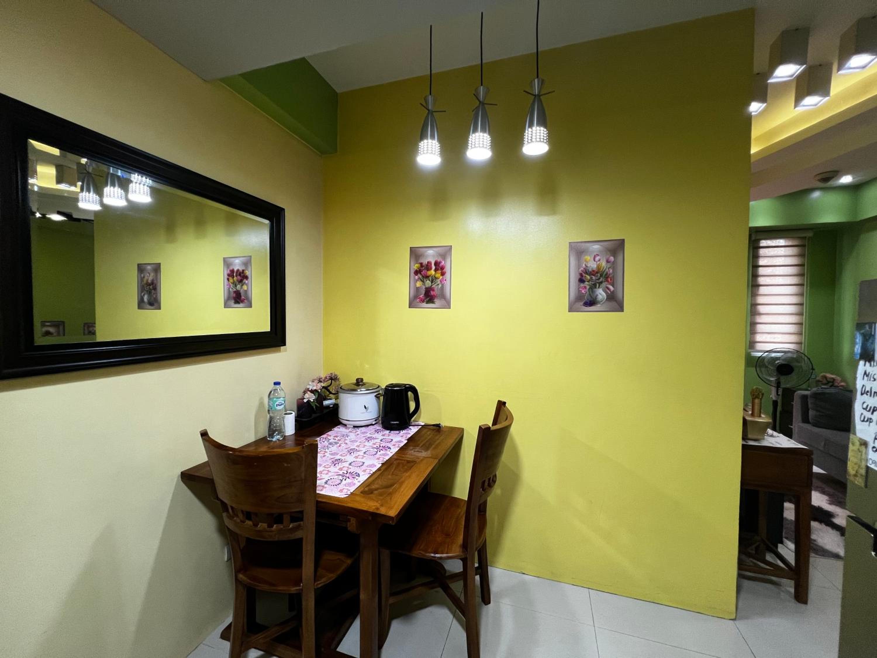 Vevilyn Condotel