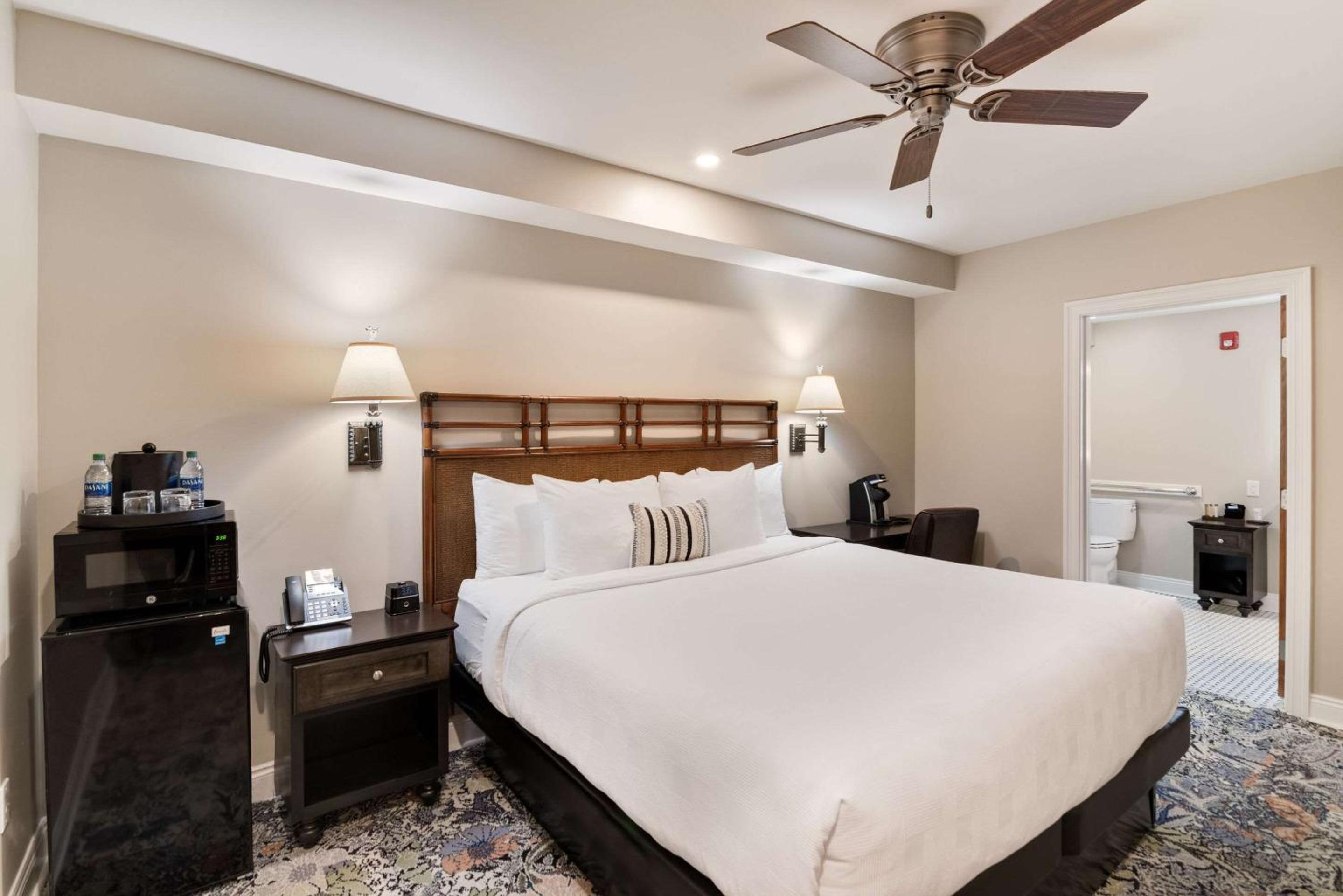 The Port Inn - Port St Joe, an Ascend Collection Hotel