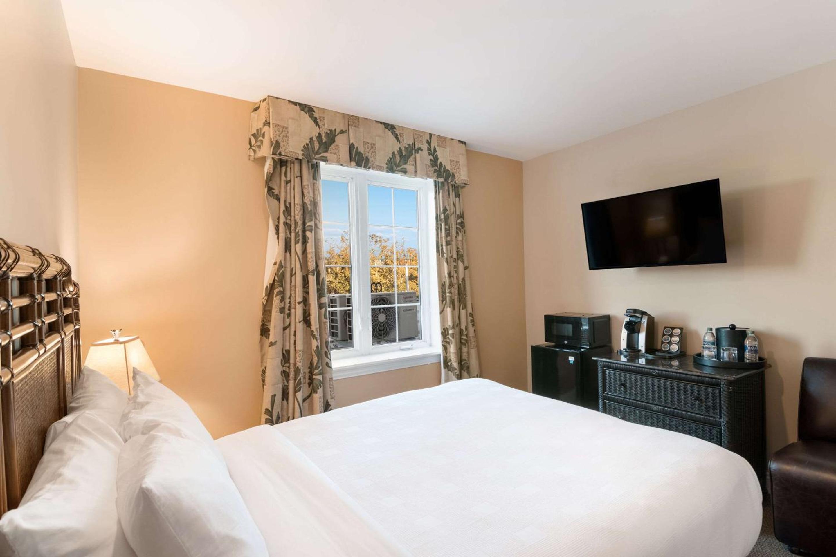 The Port Inn - Port St Joe, an Ascend Collection Hotel