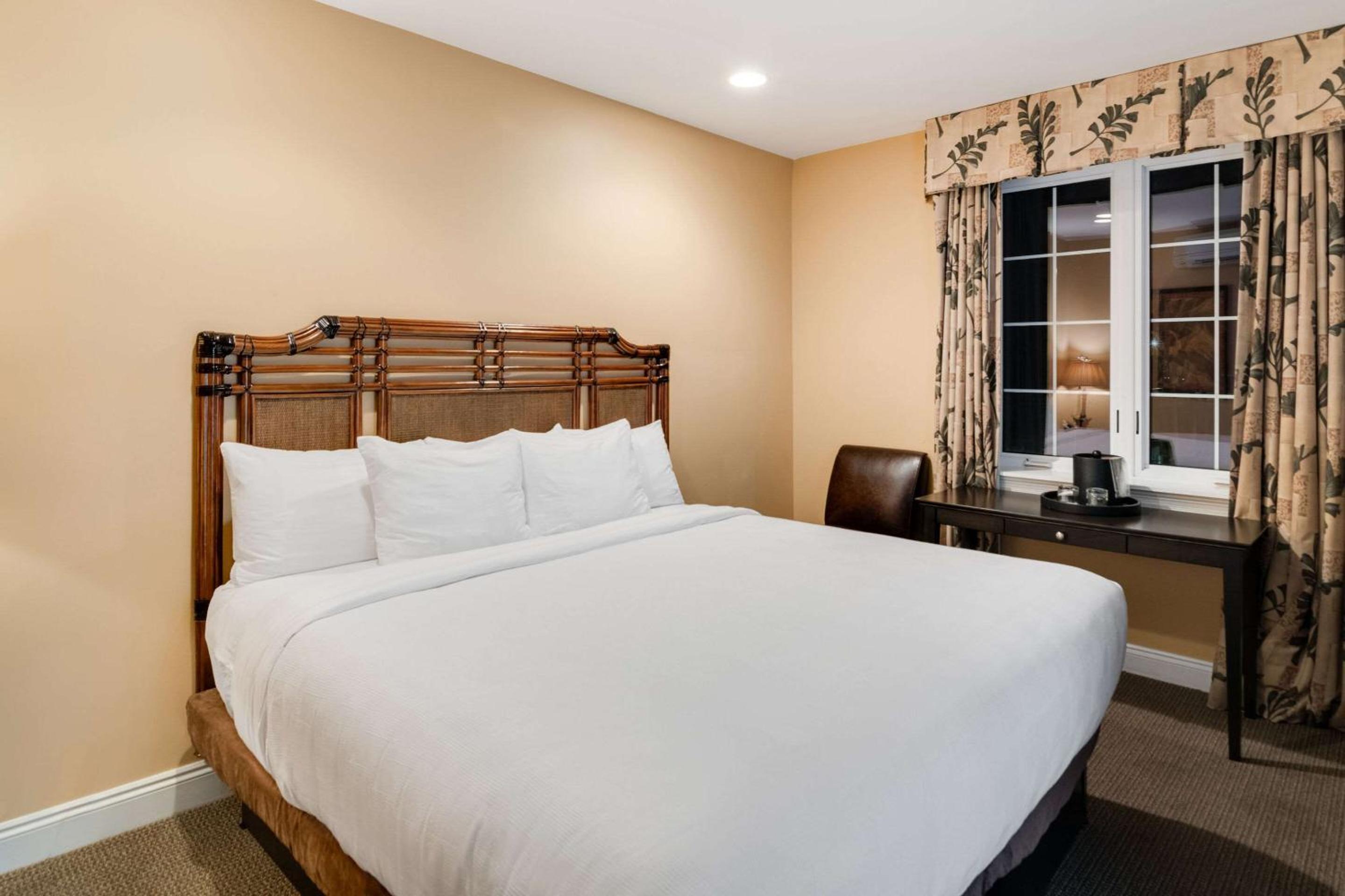 The Port Inn - Port St Joe, an Ascend Collection Hotel