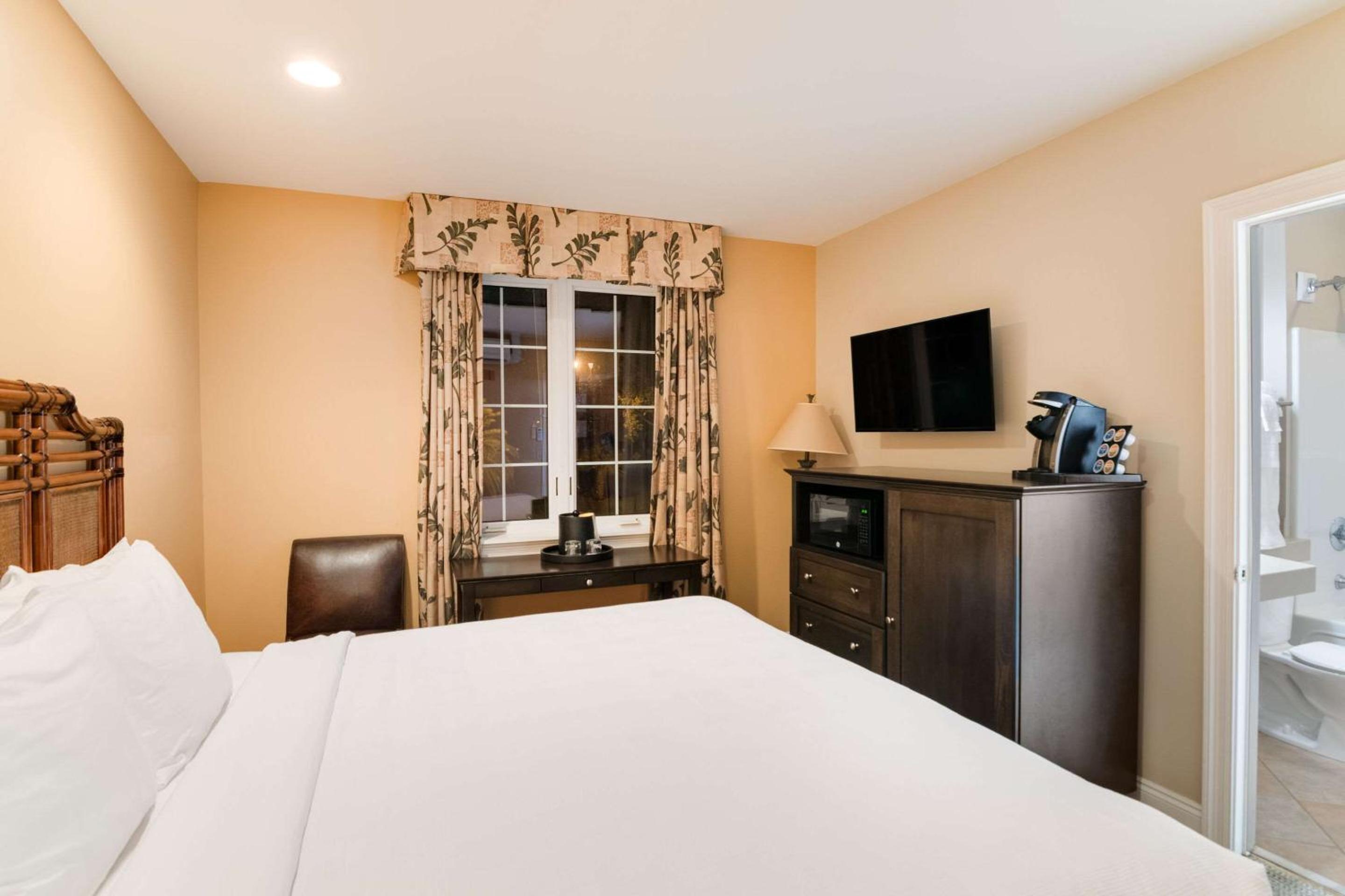 The Port Inn - Port St Joe, an Ascend Collection Hotel