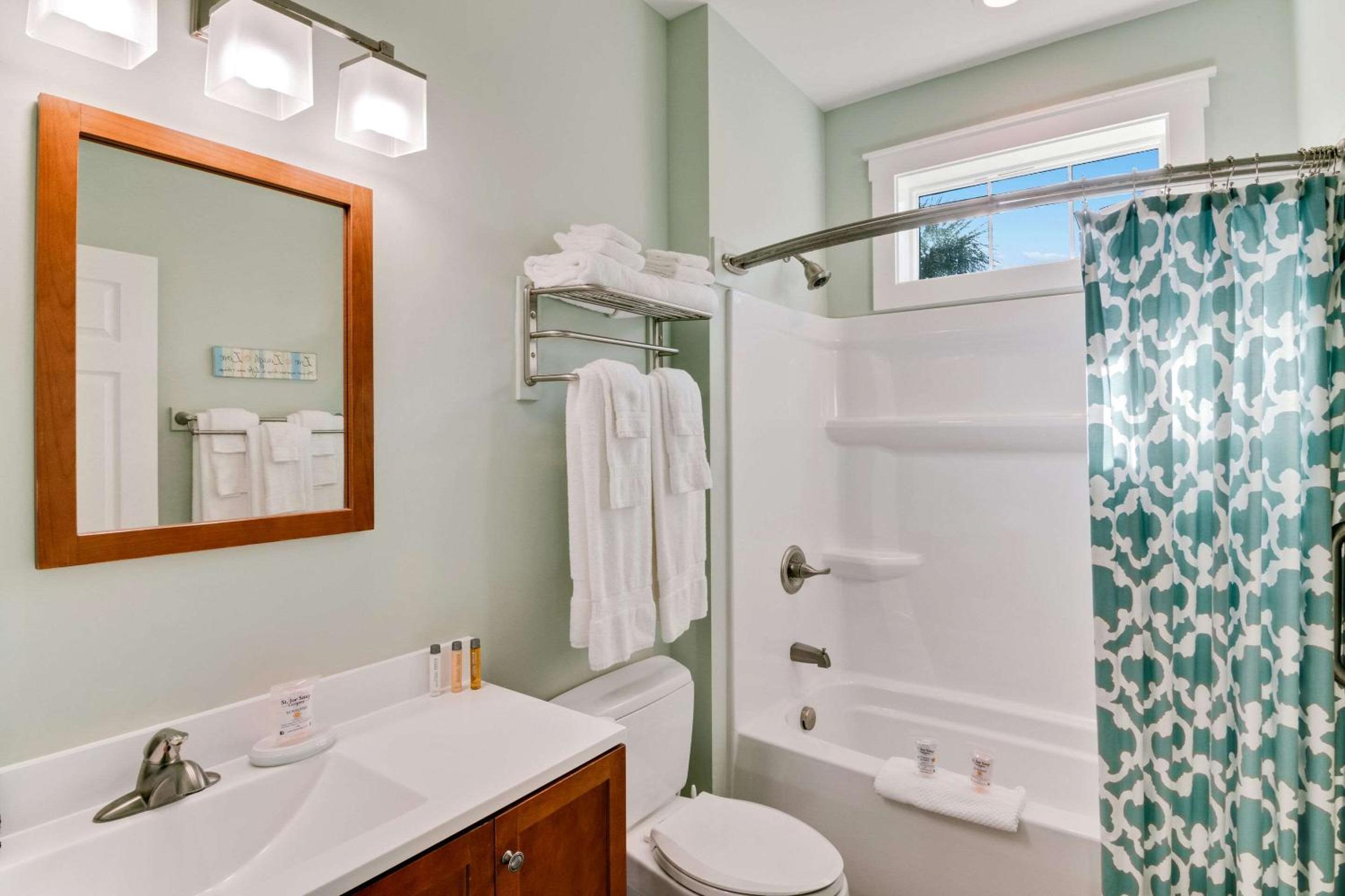 The Port Inn - Port St Joe, an Ascend Collection Hotel