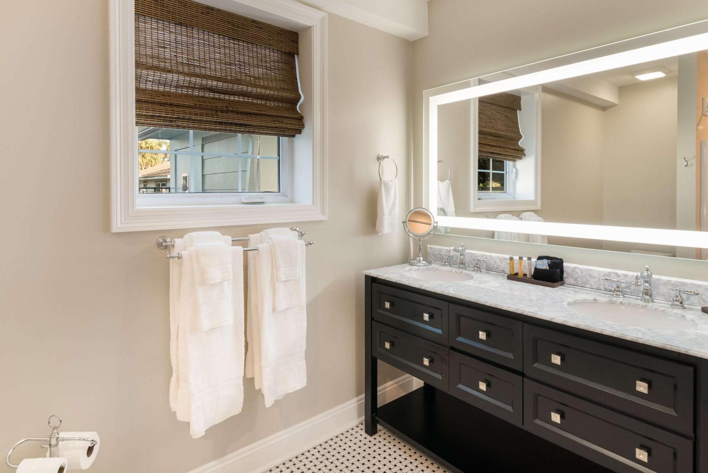 The Port Inn - Port St Joe, an Ascend Collection Hotel