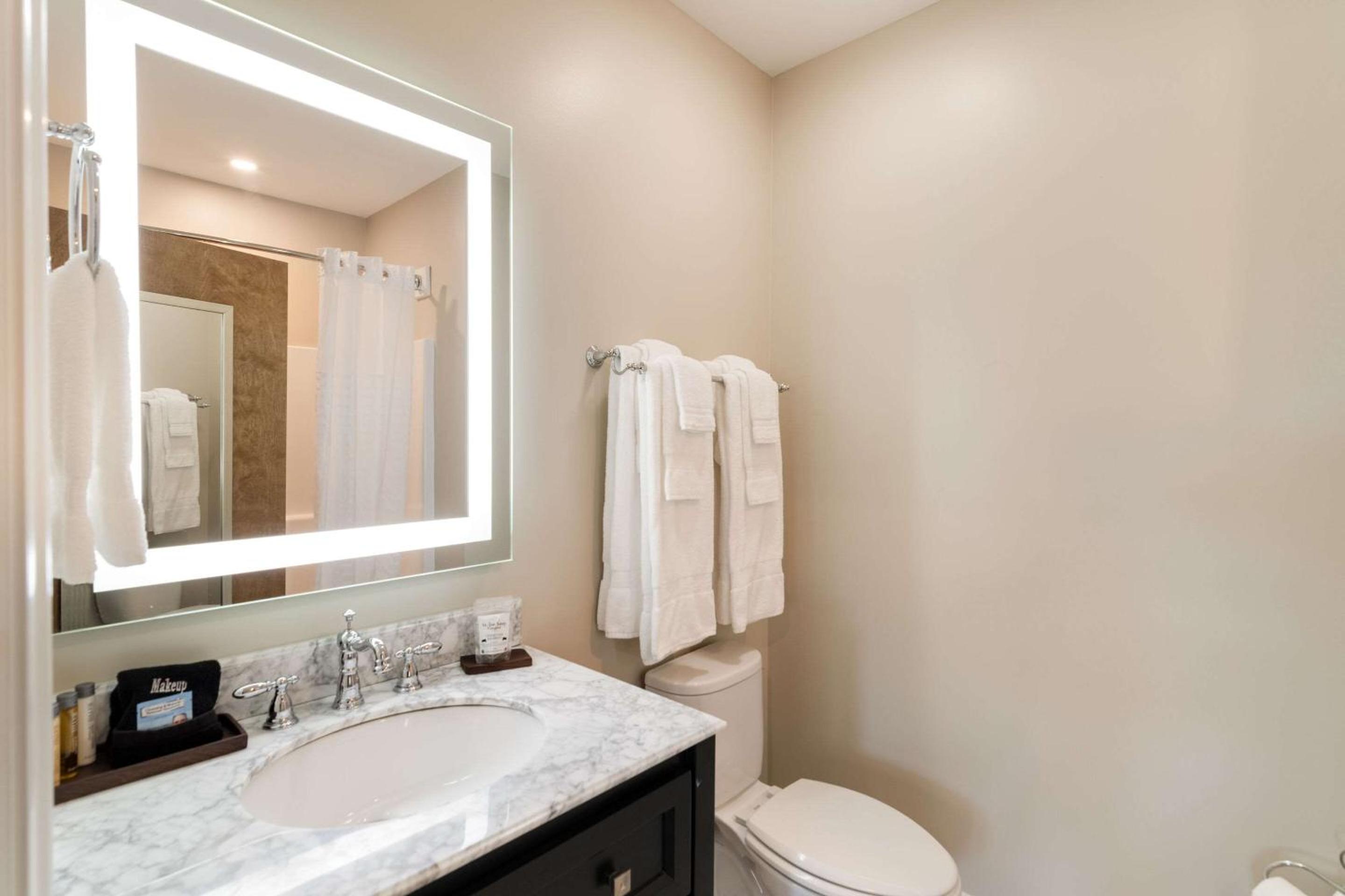 The Port Inn - Port St Joe, an Ascend Collection Hotel