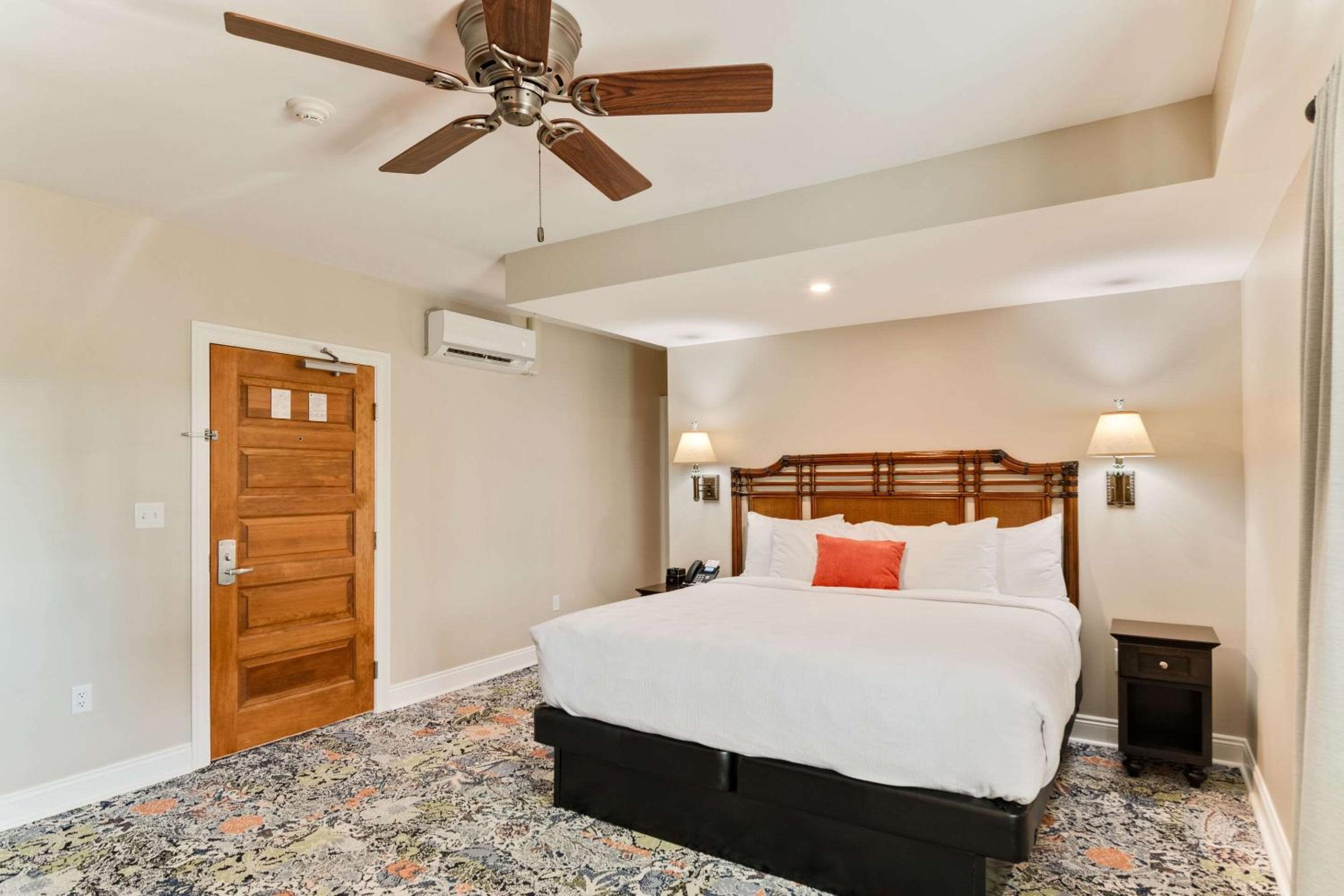 The Port Inn - Port St Joe, an Ascend Collection Hotel
