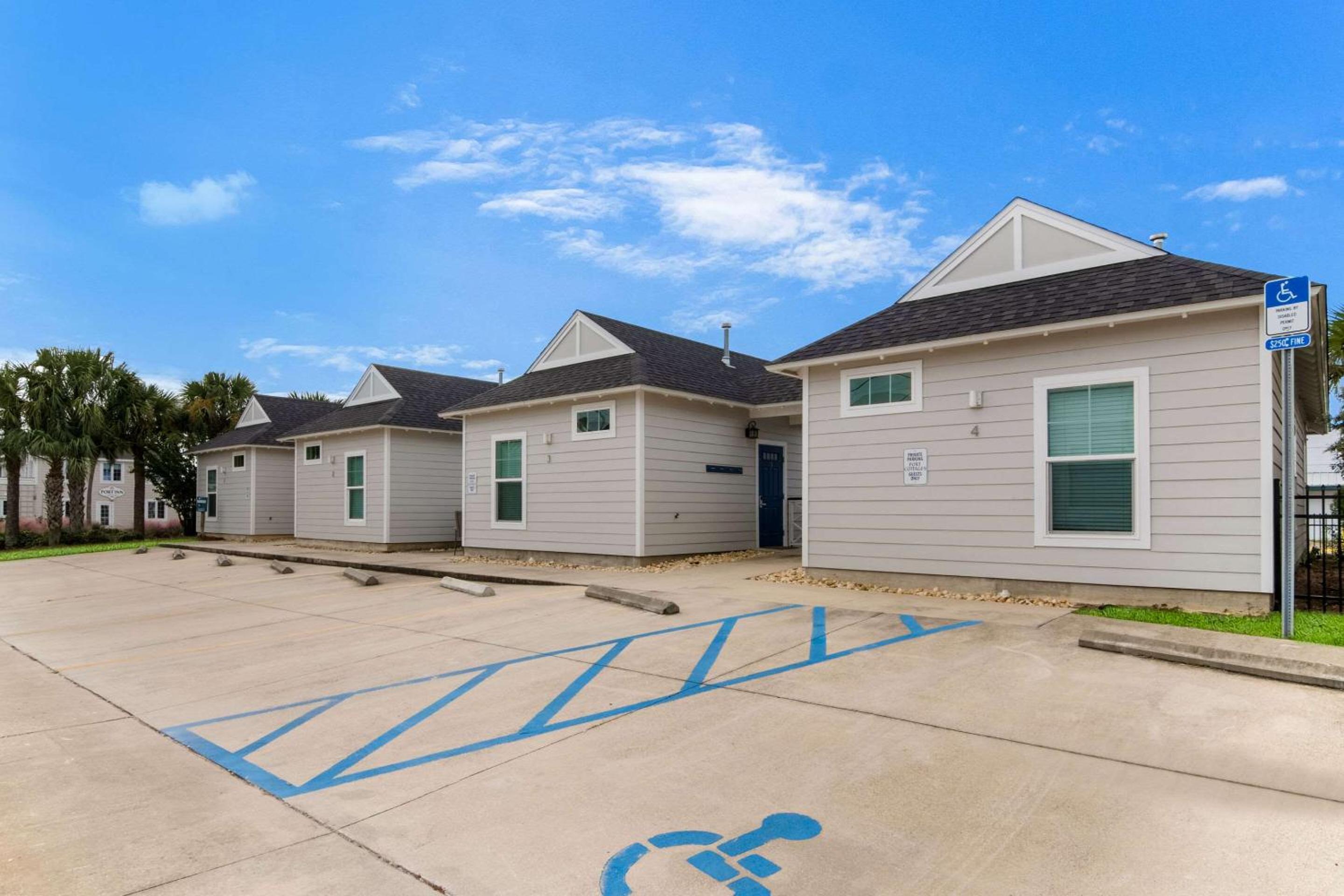 The Port Inn - Port St Joe, an Ascend Collection Hotel