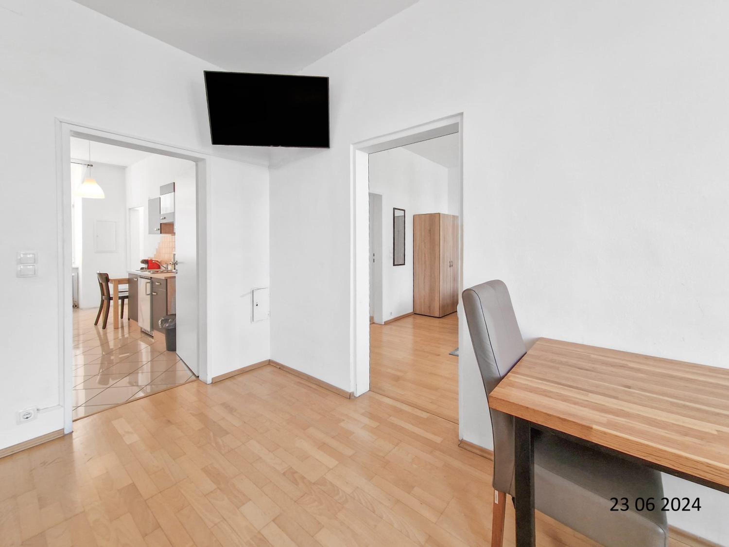 Three King-Size Beds, Three Bedrooms