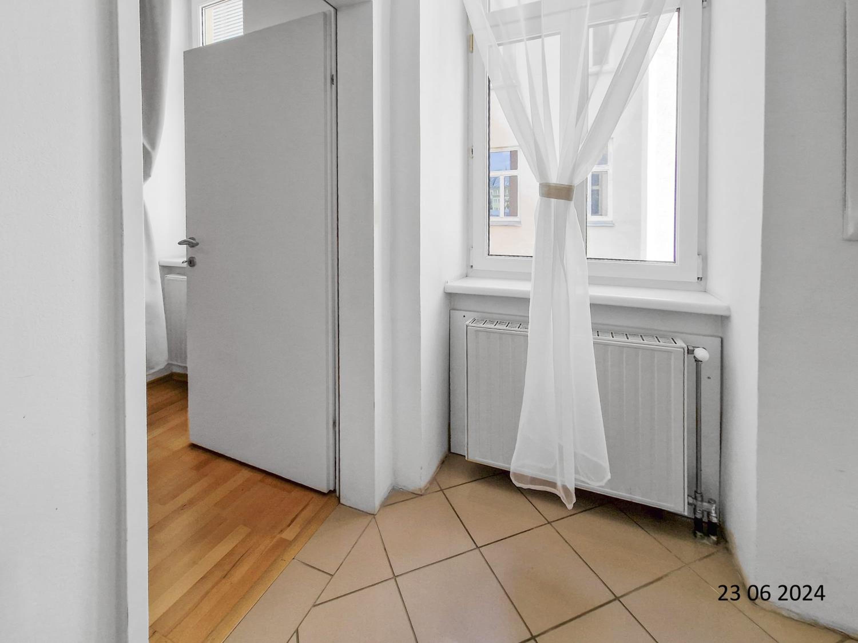 Three King-Size Beds, Three Bedrooms