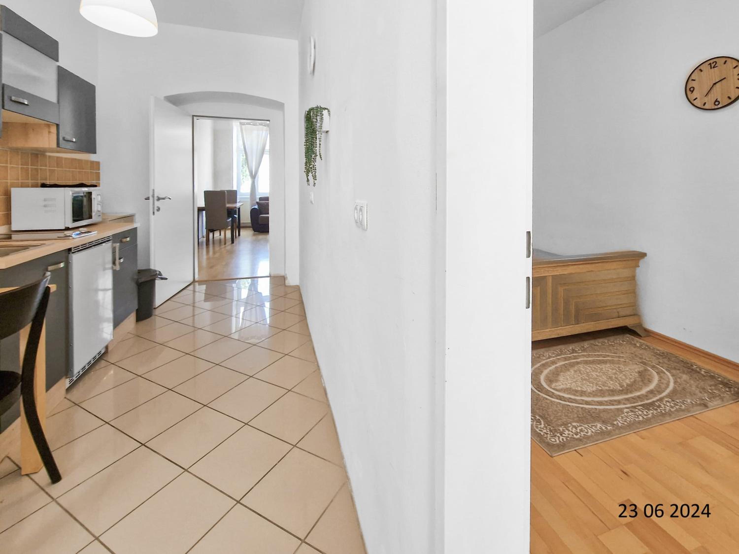 Three King-Size Beds, Three Bedrooms