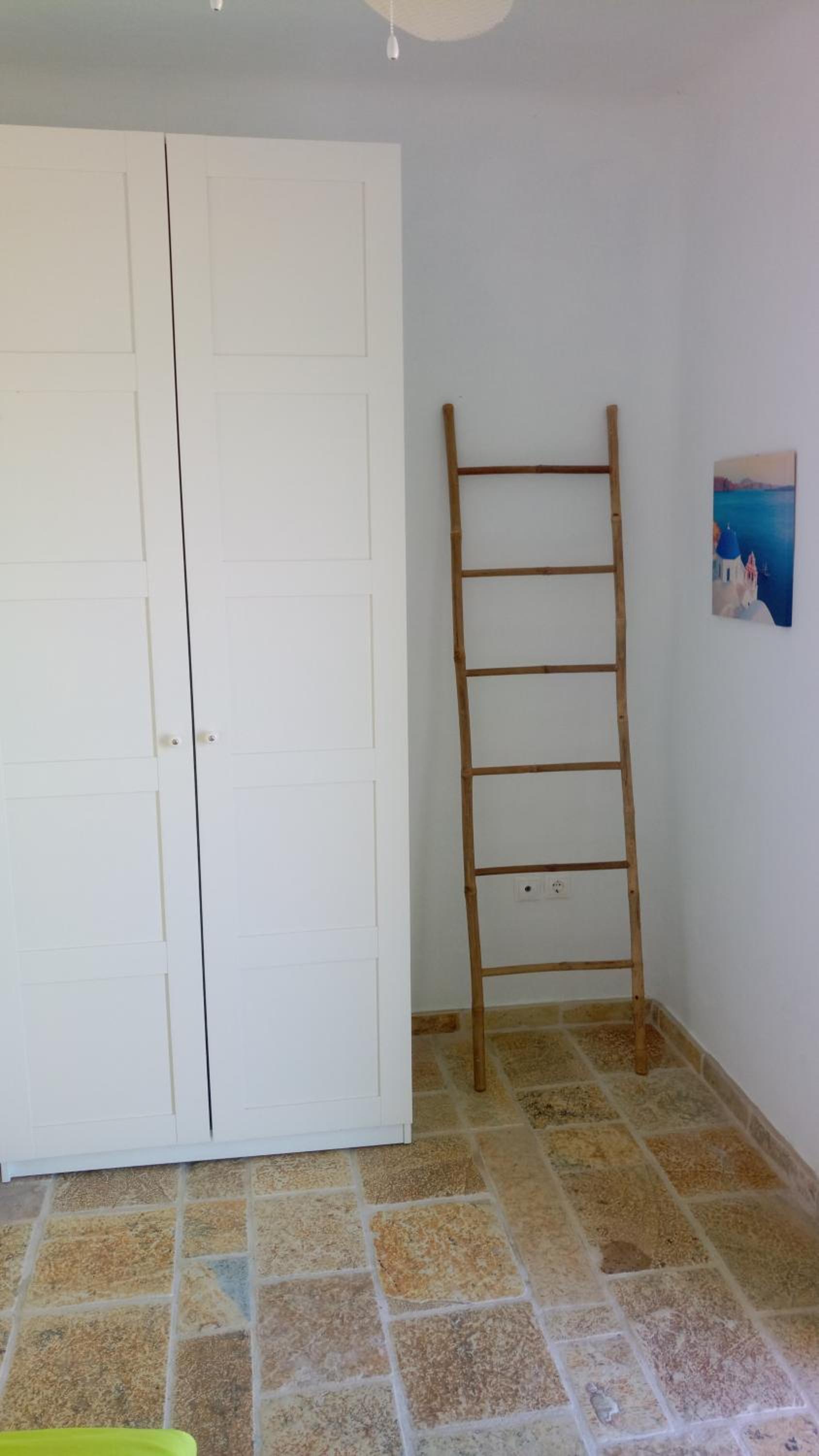 Photo 51