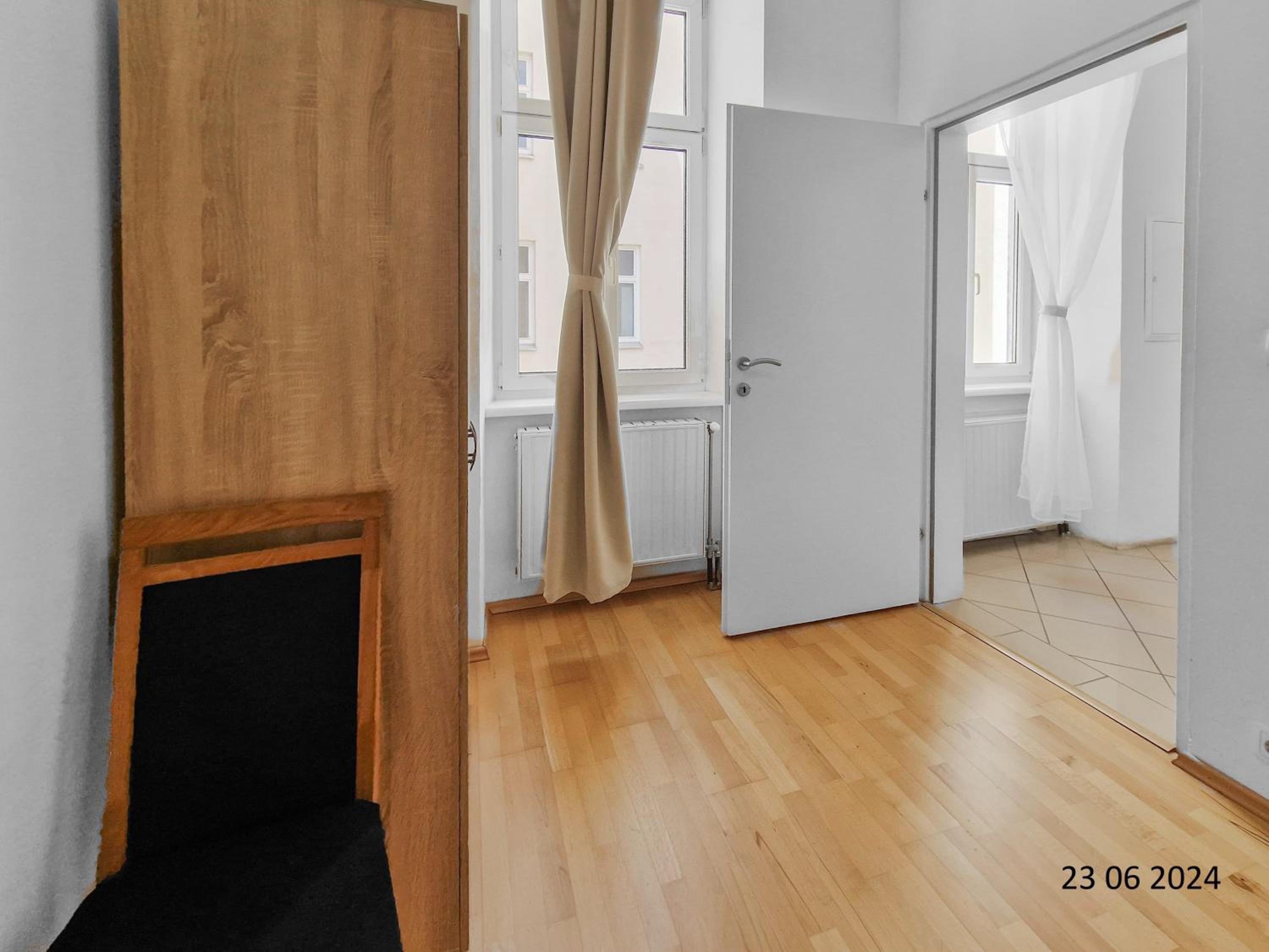 Three King-Size Beds, Three Bedrooms
