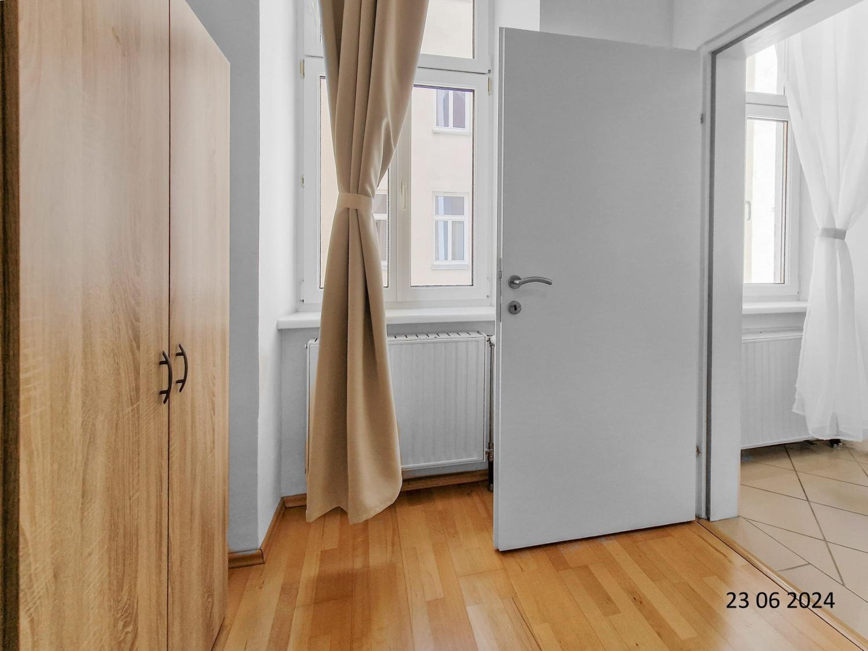 Three King-Size Beds, Three Bedrooms