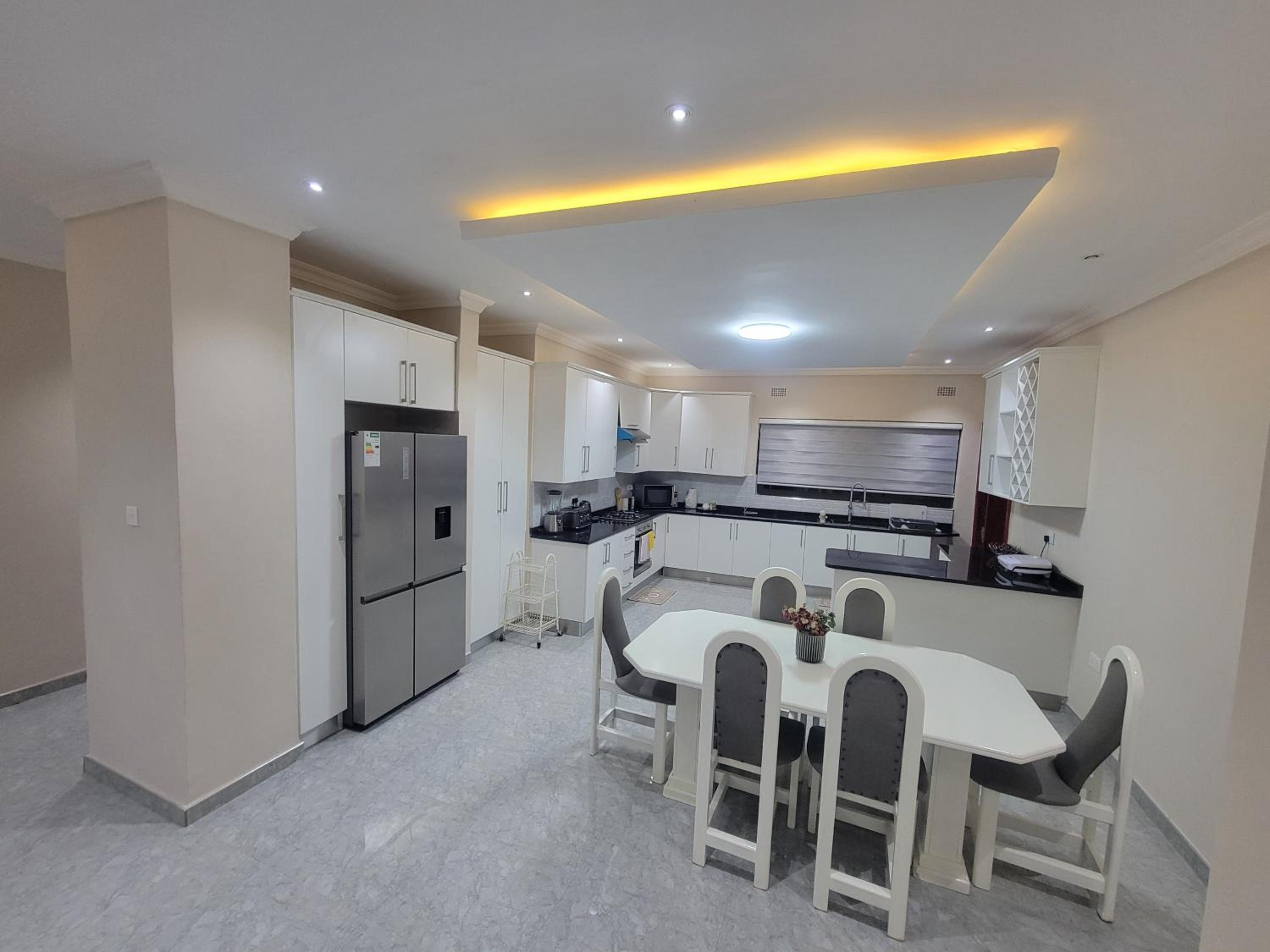 Sable Suites B2, 2 & 3 Bed Apartments in Kabulonga view 2