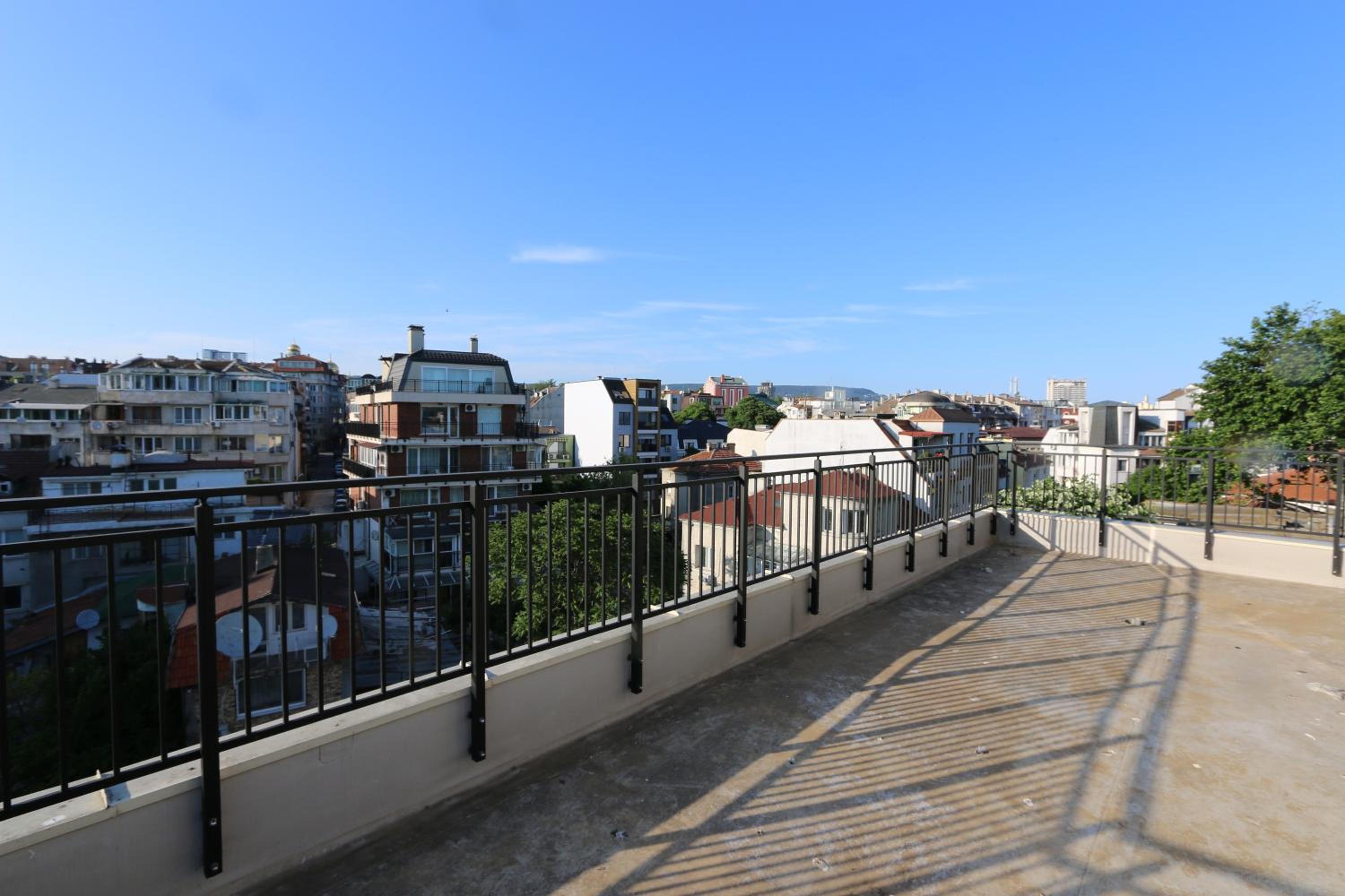 Panoramic Penthouse Apartment