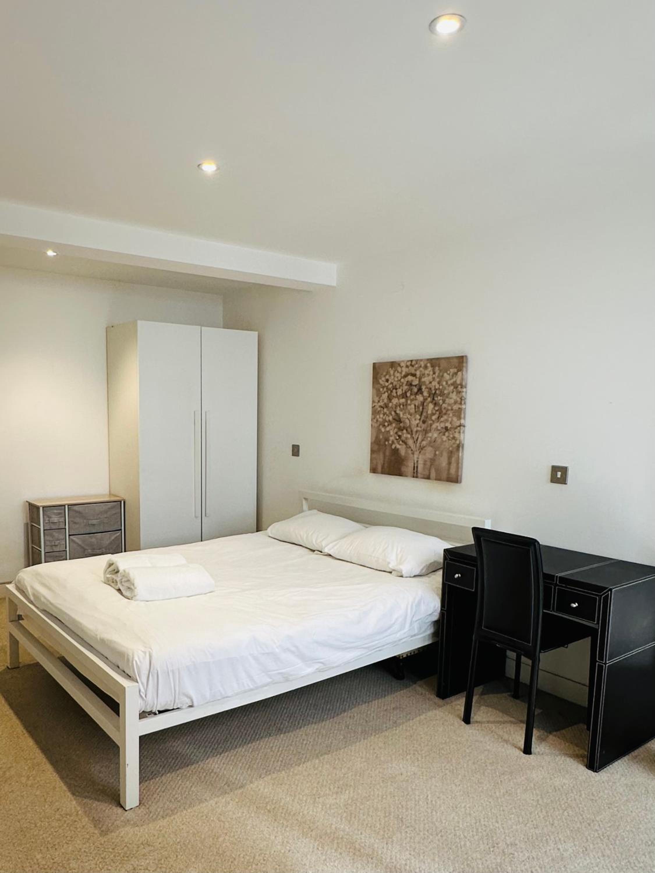 MK London Central & Cosy Studio Apartments