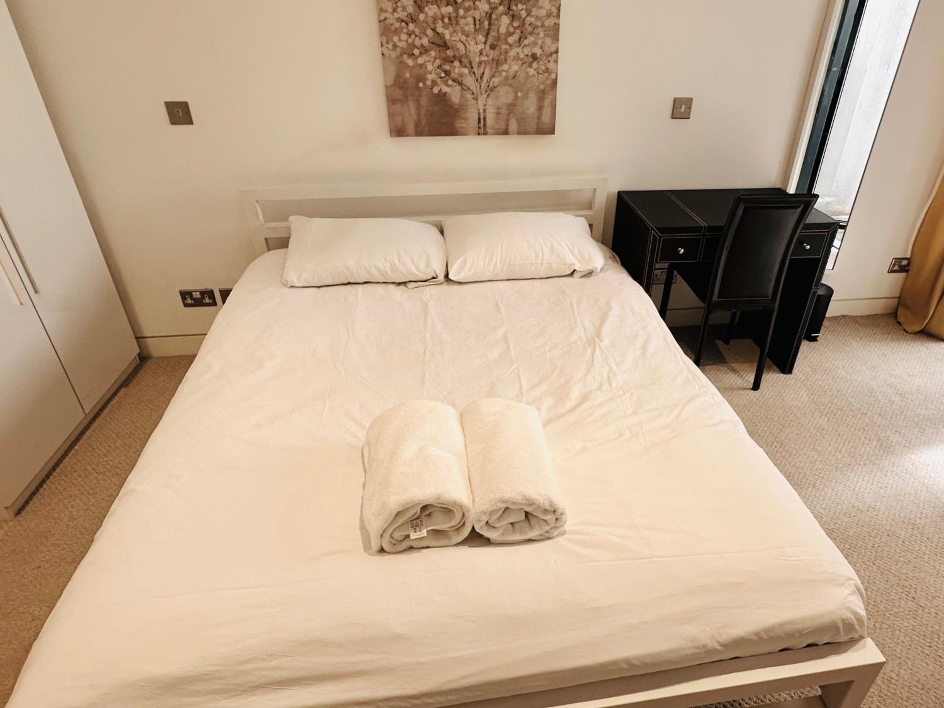 MK London Central & Cosy Studio Apartments