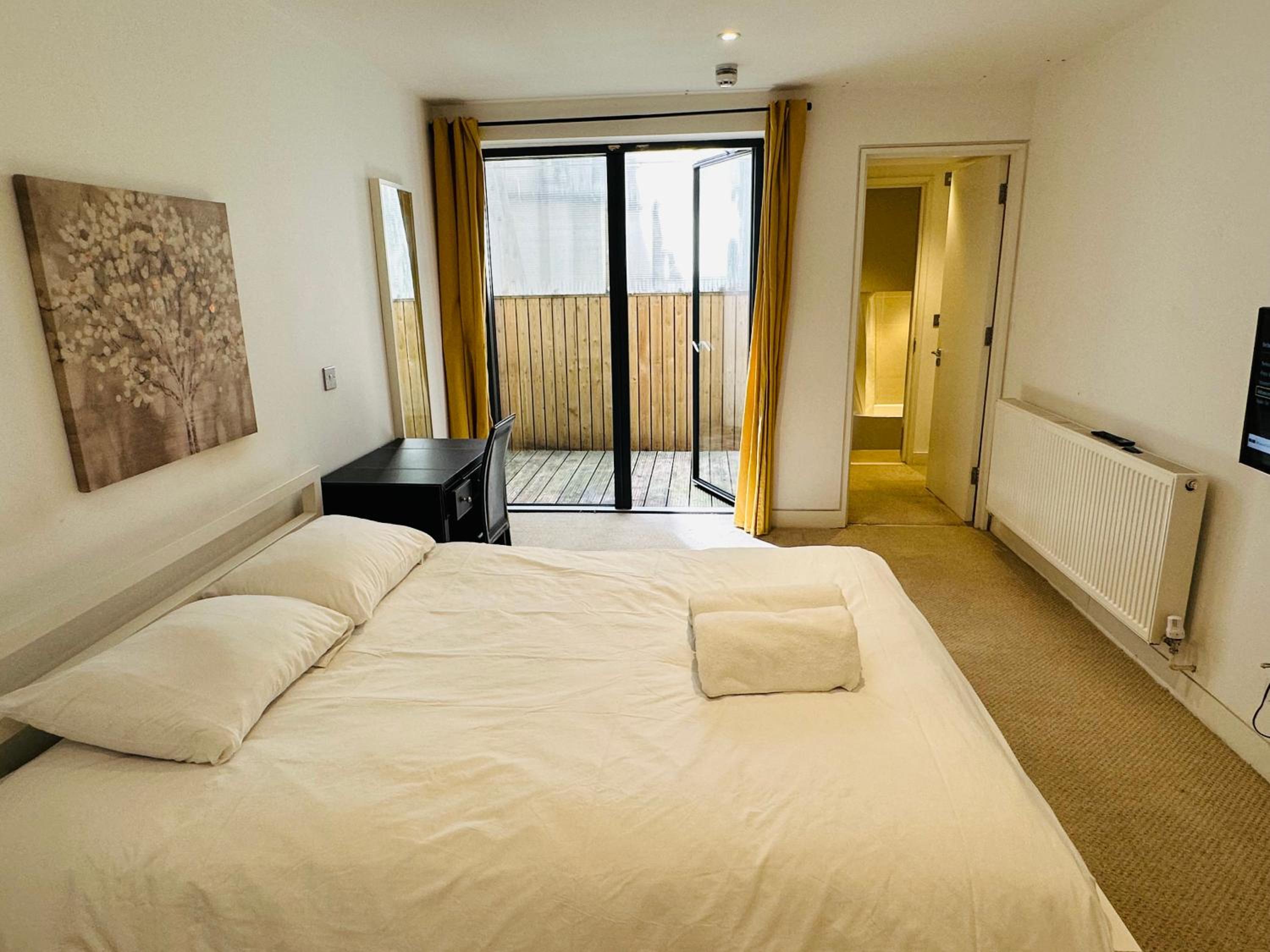 MK London Central & Cosy Studio Apartments