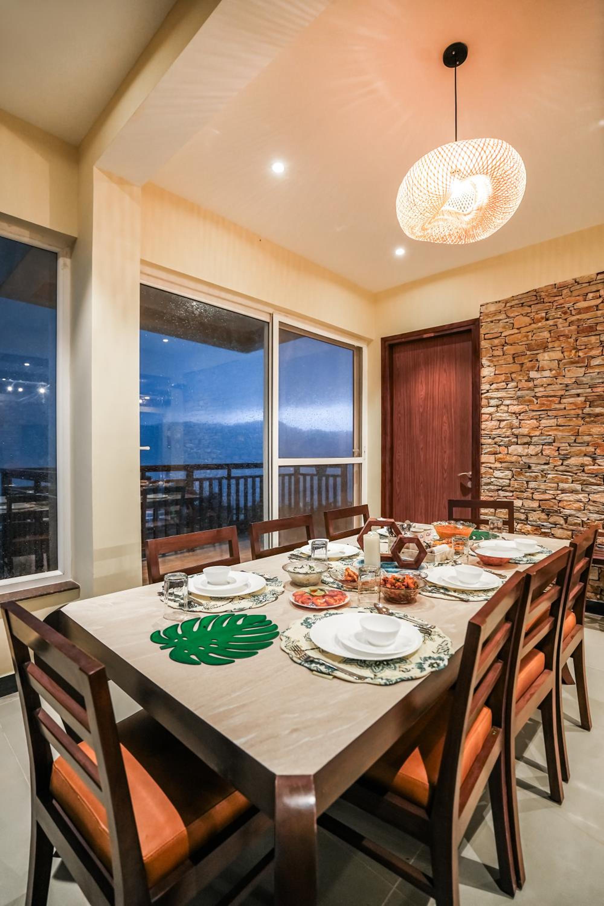 SaffronStays Ridgeview Manor, Mukteshwar - 3BHK Villa with Himalayan Views & Verandahs