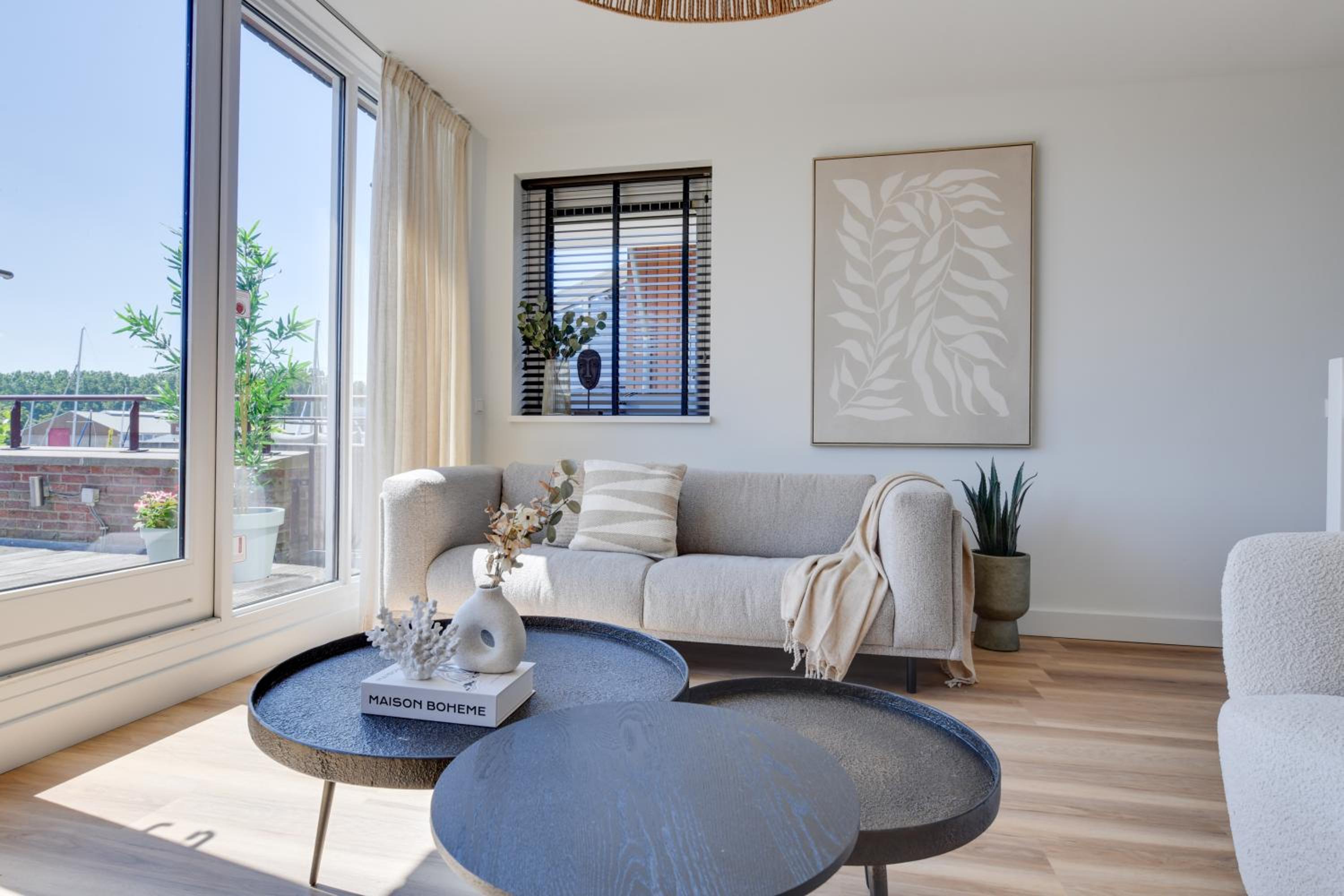 Meerzicht 61 - Luxury 4 person apartment view 5