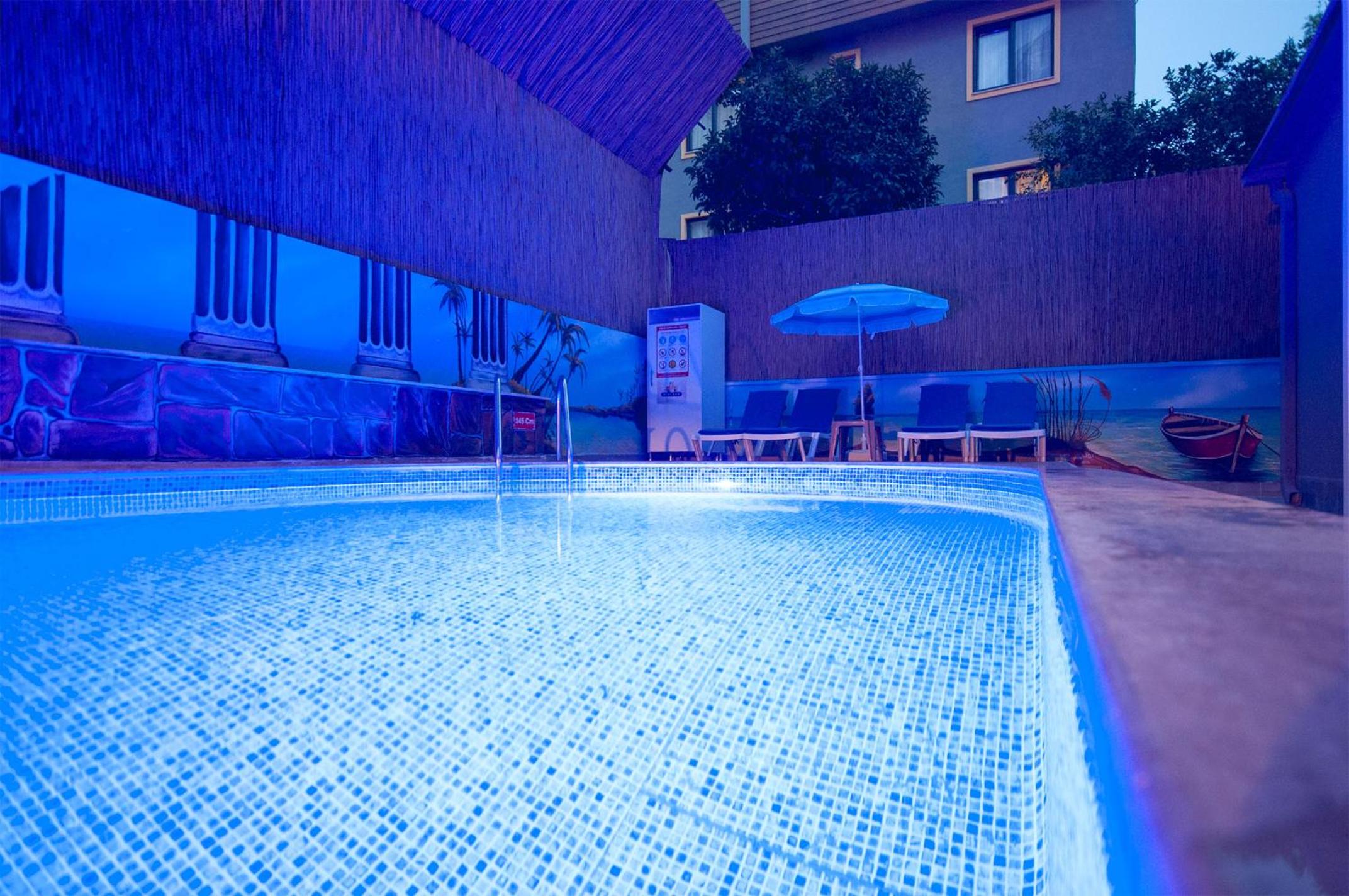 Microyal Hotel - Image 63