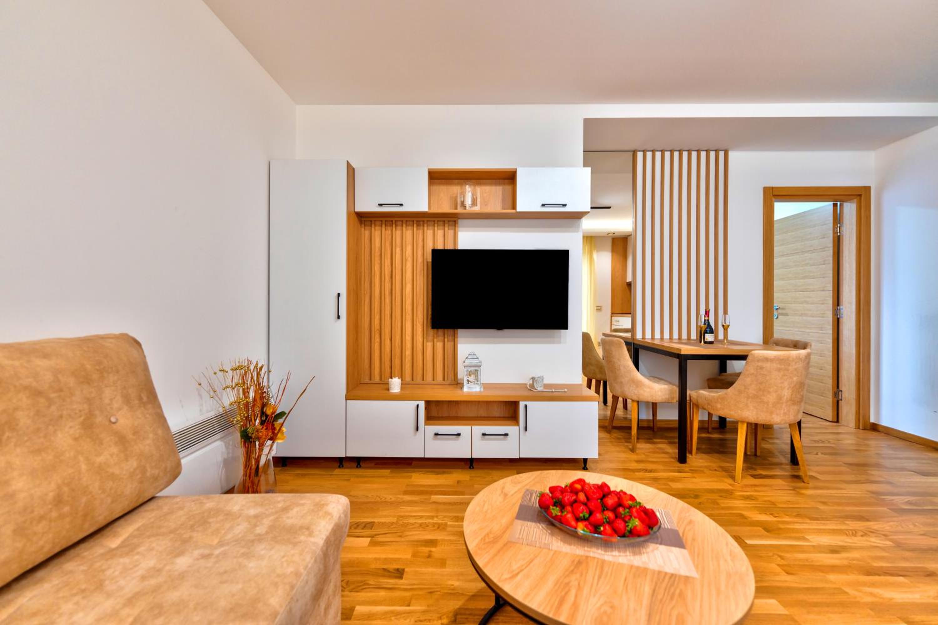 Apartmani SARA