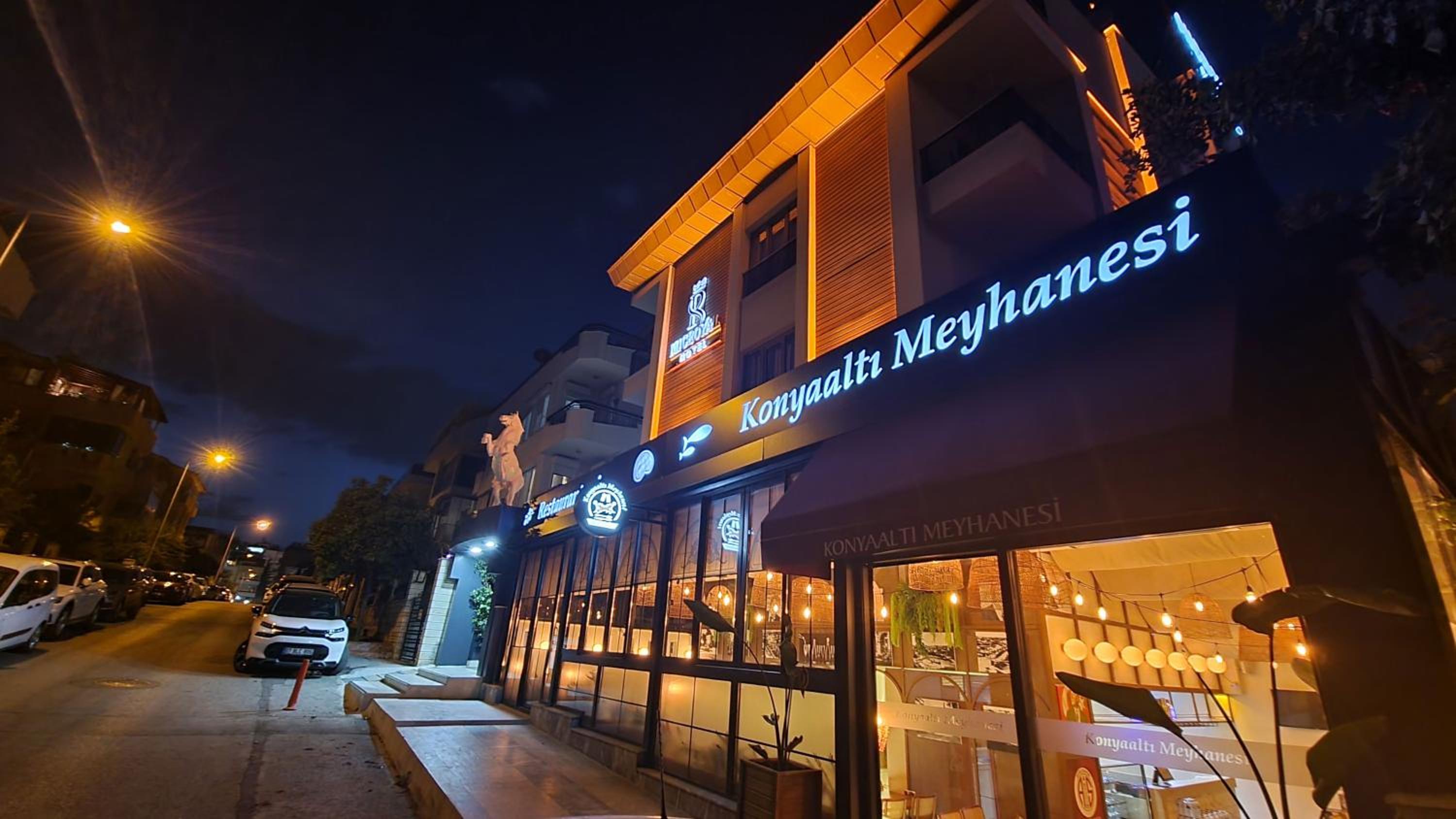 Microyal Hotel - Image 65