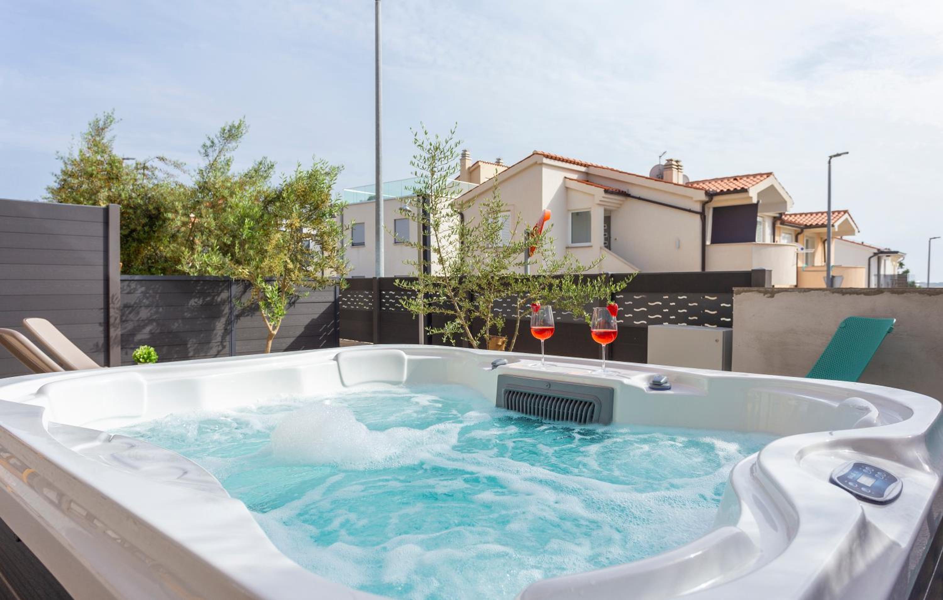 Osvit Grand Deluxe Apartment
