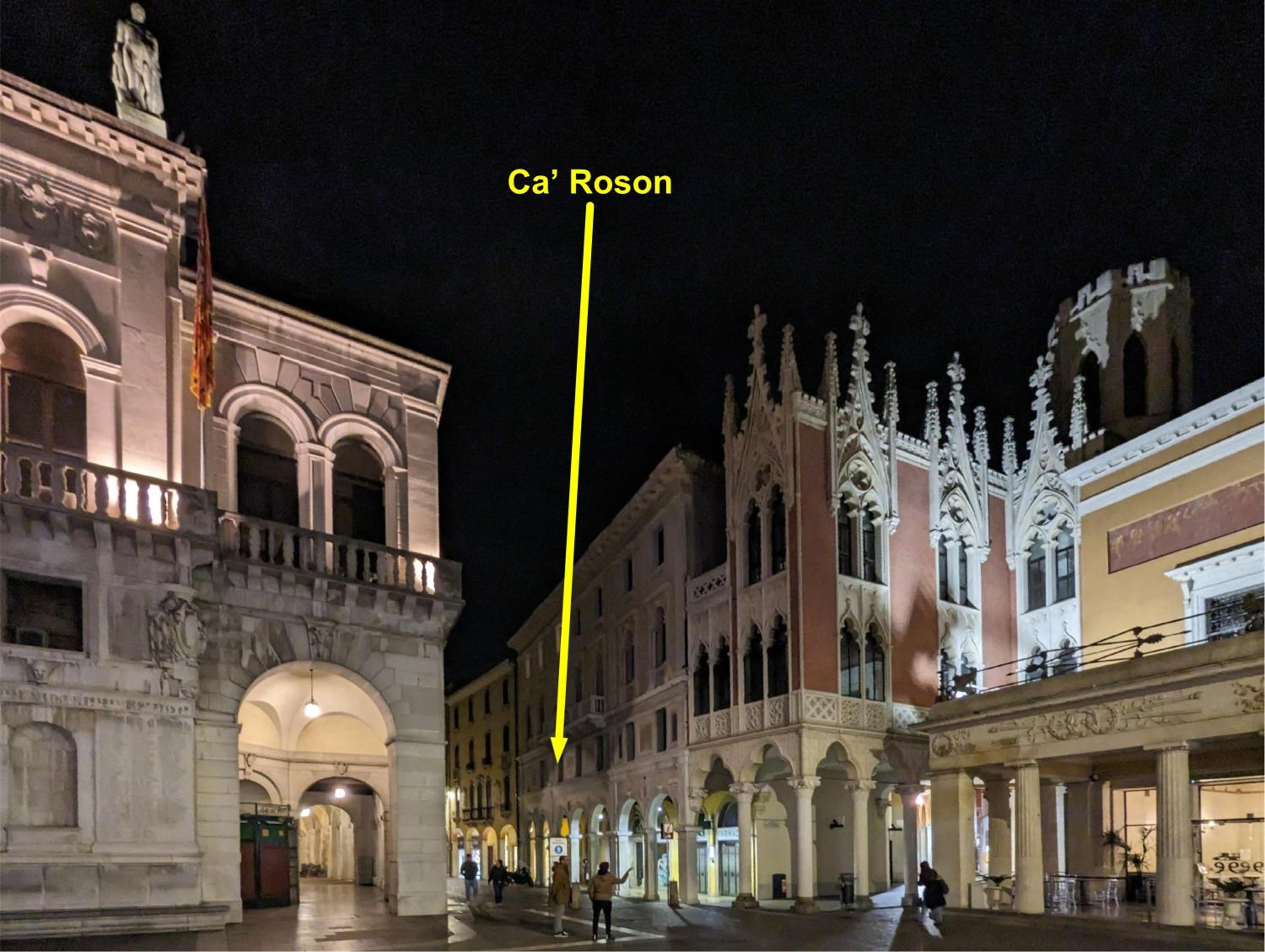 CA ROSON Exclusive Apt in heart of Padua photo 2