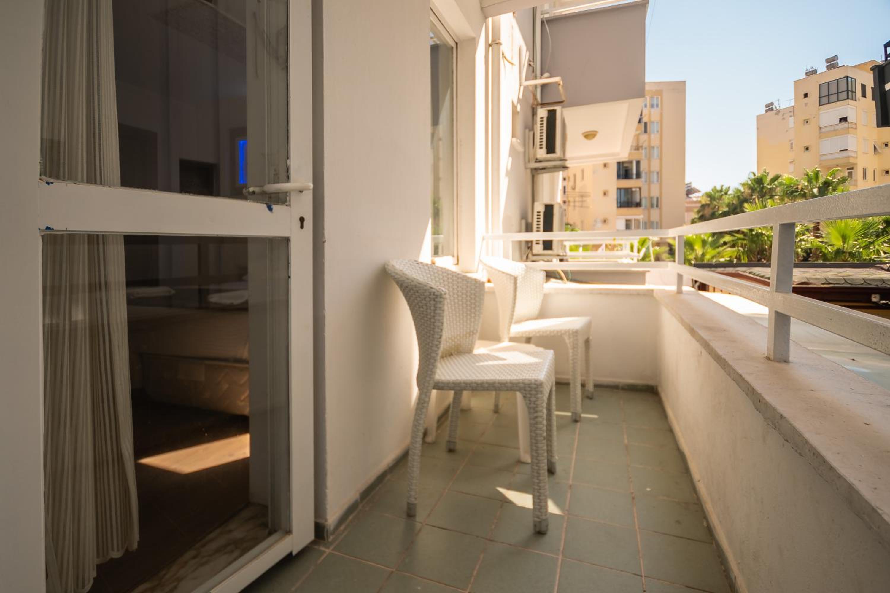 Behram Hotel - Image 12