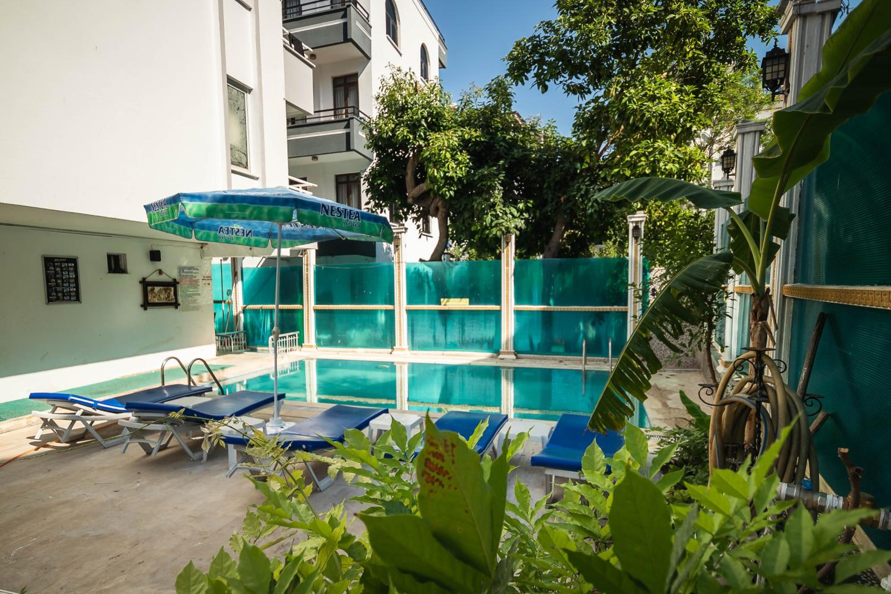 Behram Hotel - Image 29