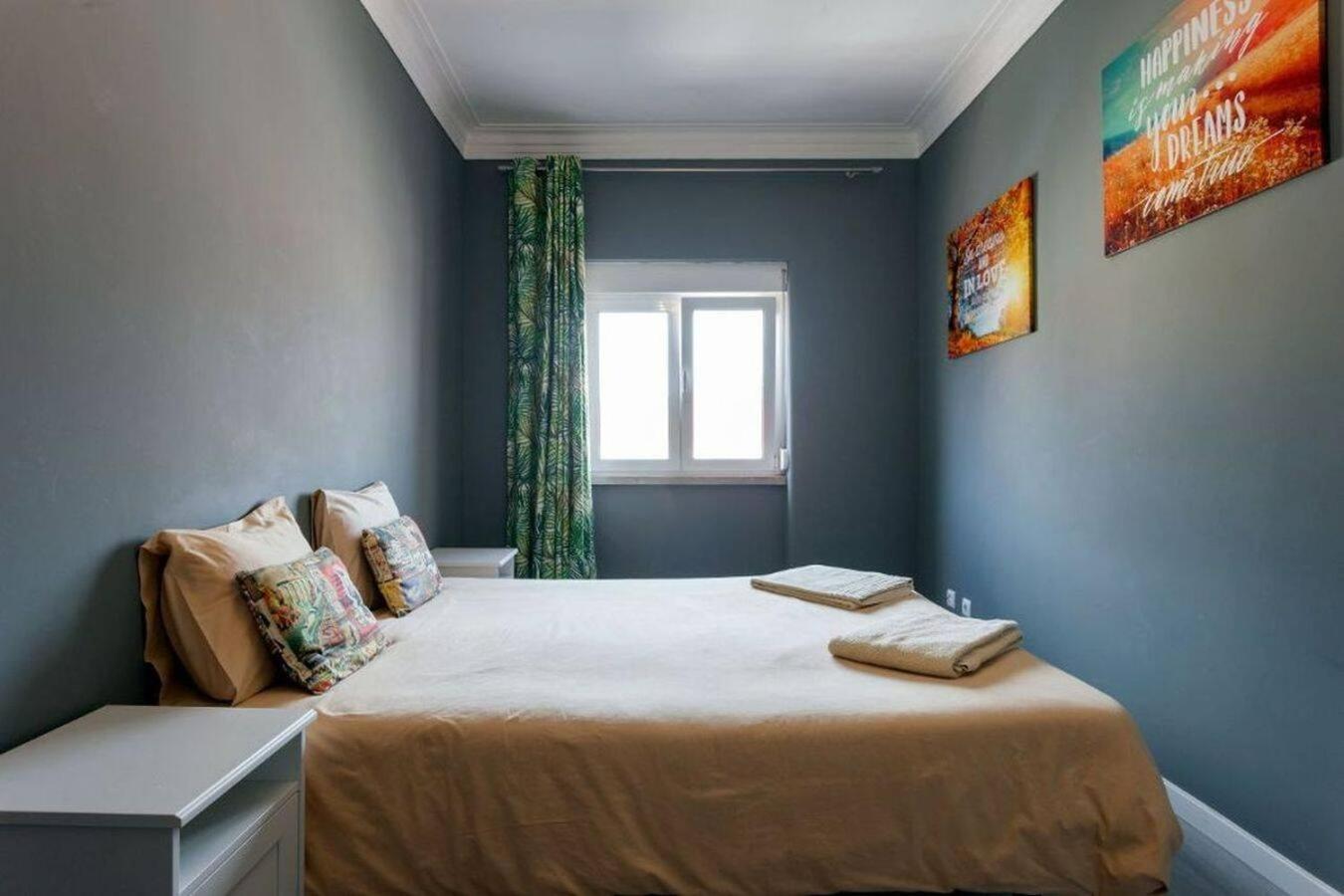 2-bedroom flat in Moscavide near FIL and Arena